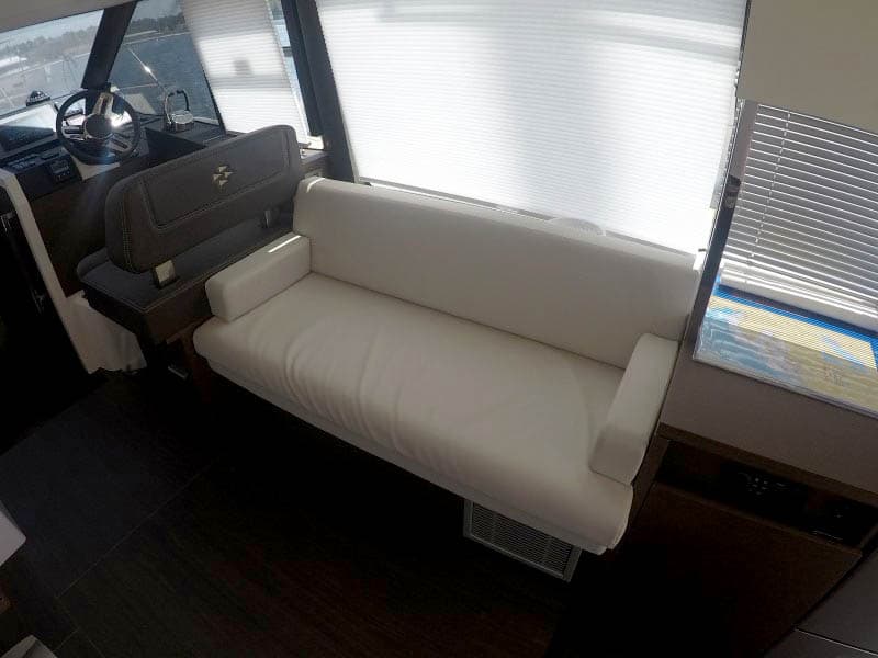 Prestige 420 Fly - photo 16