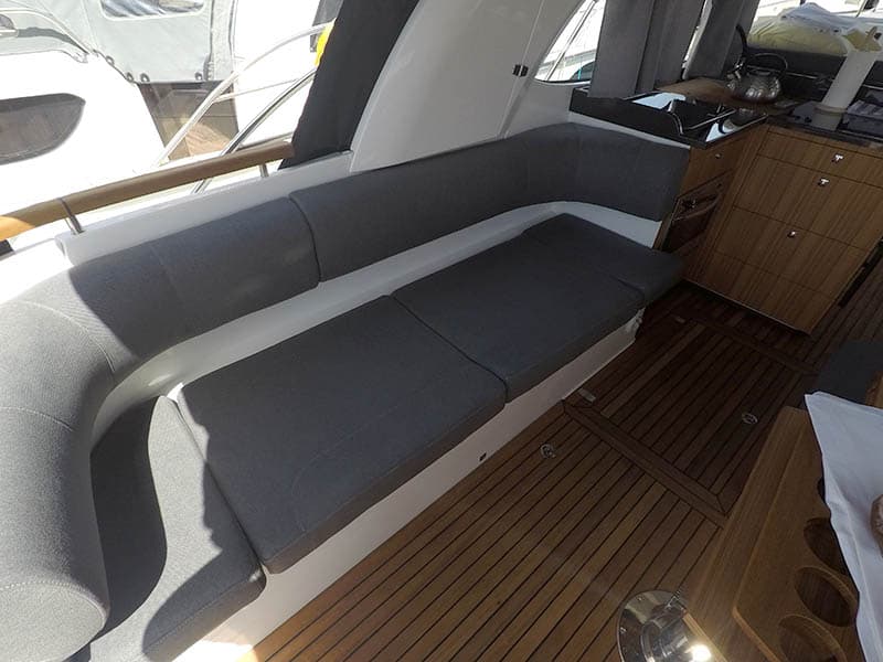 Marex 360 Cabriolet Cruiser - photo 24