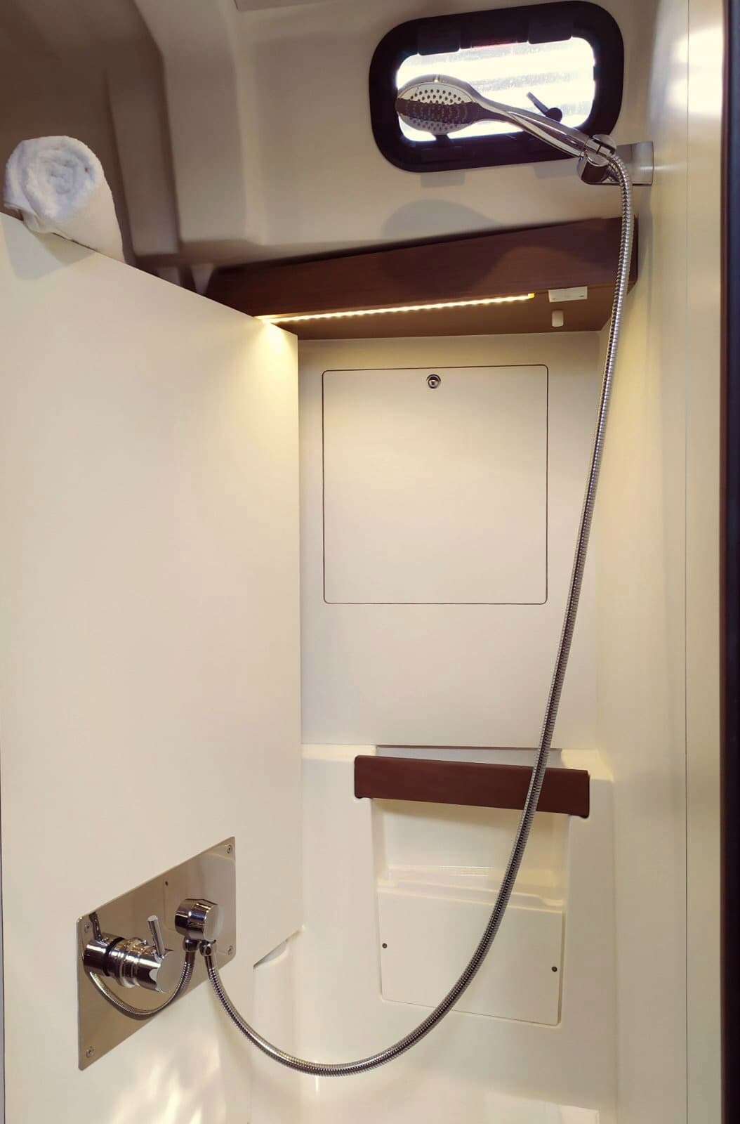 Oceanis 51.1 - photo 28