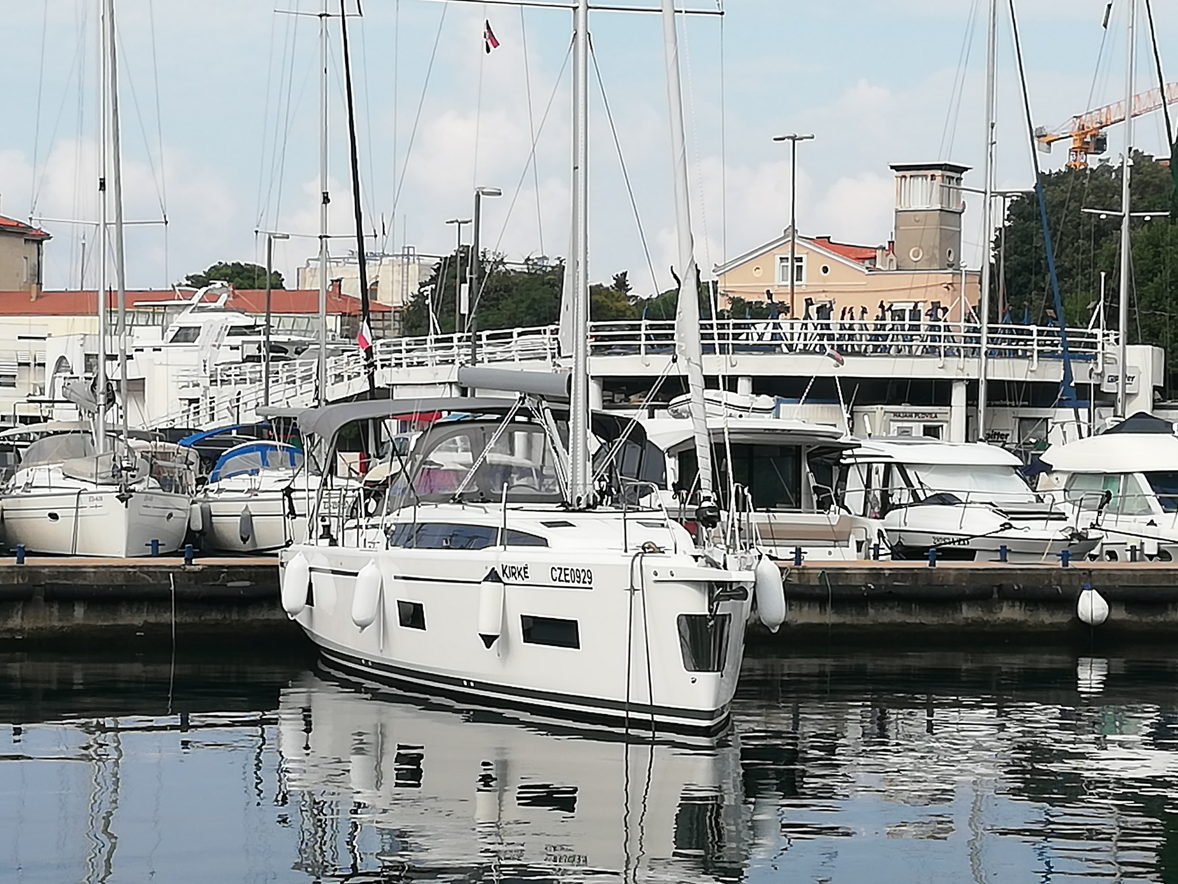 Bavaria C38 - photo 6