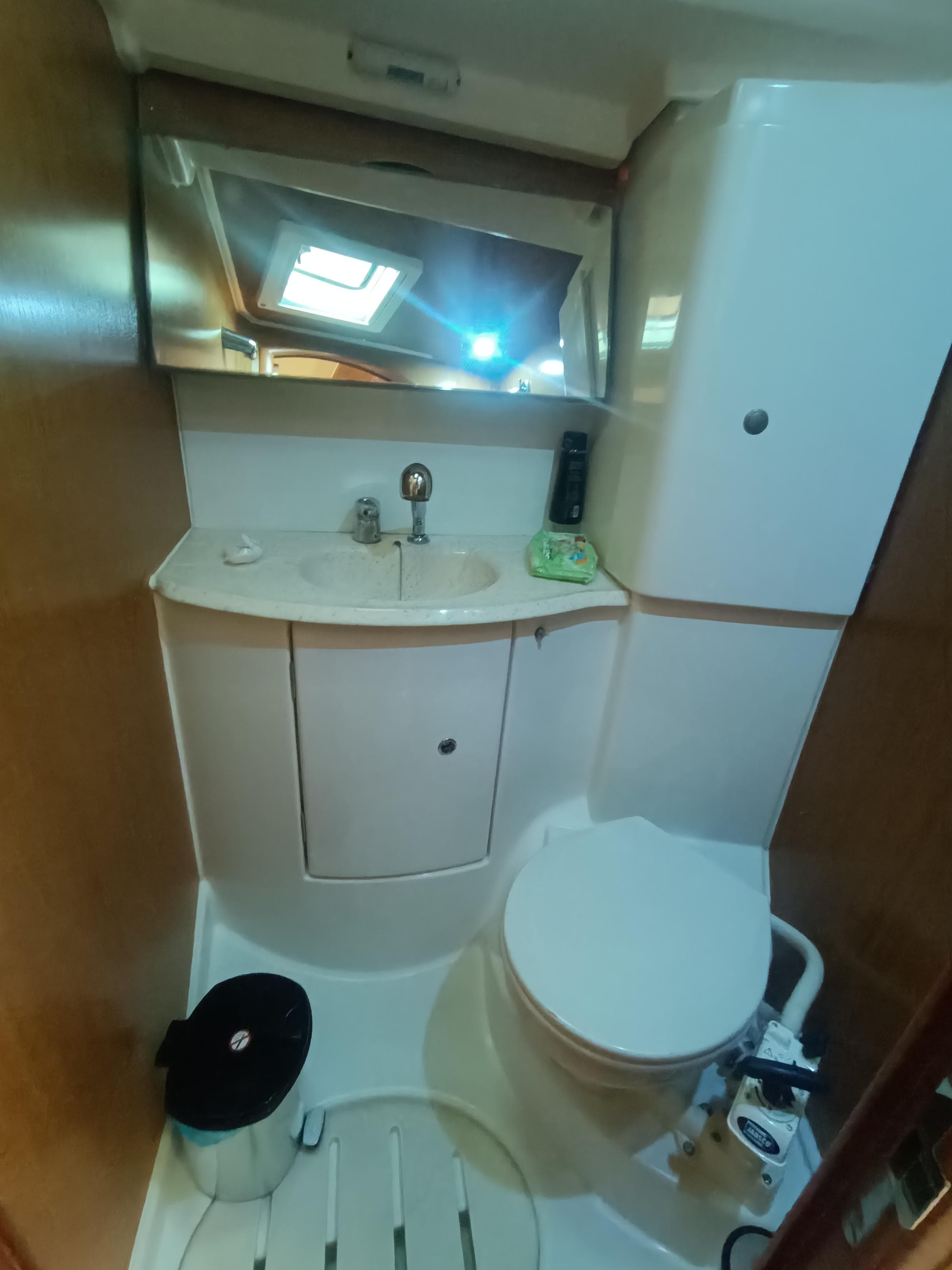 Sun Odyssey 42 i - photo 5