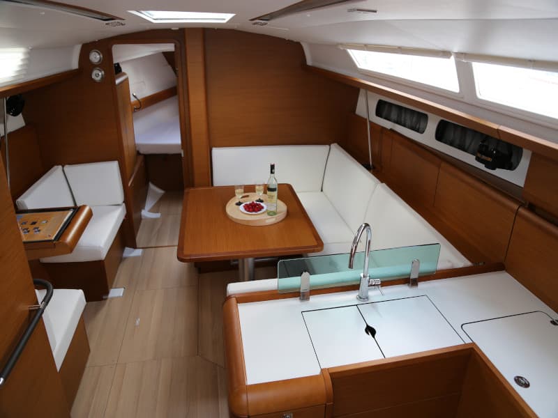 Sun Odyssey 419 - photo 7