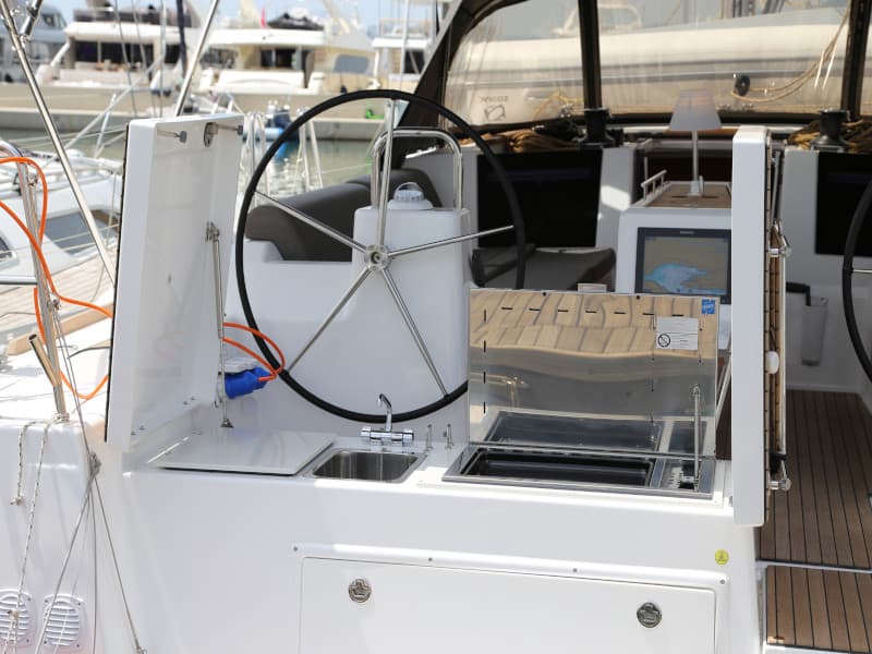 Dufour 460 Grand Large - photo 35