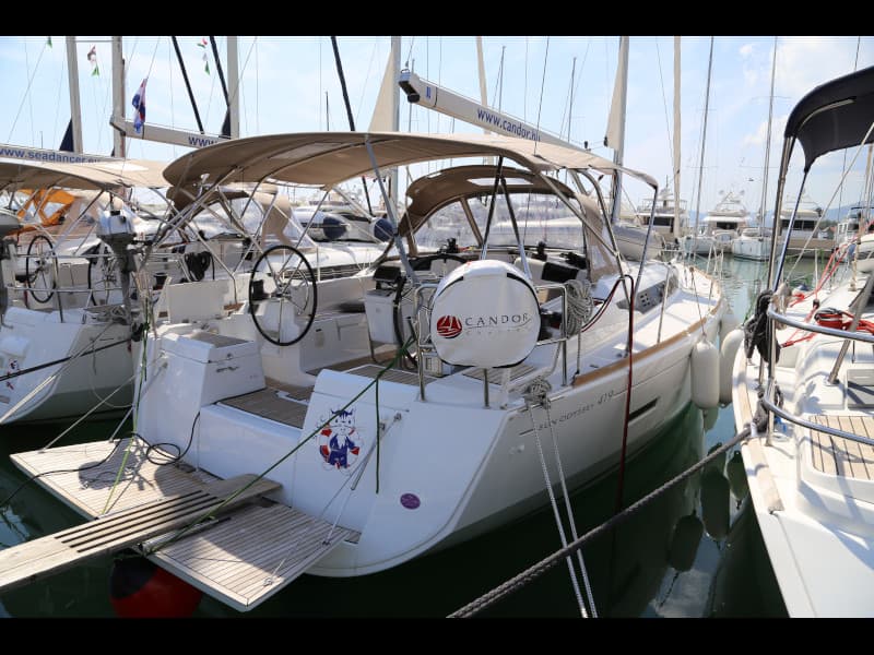 Sun Odyssey 419 - photo 7