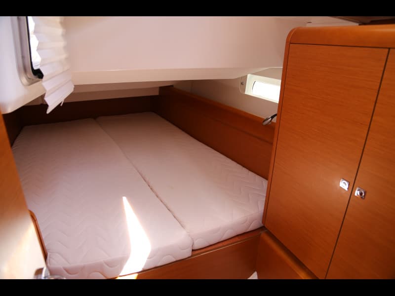 Sun Odyssey 419 - photo 11