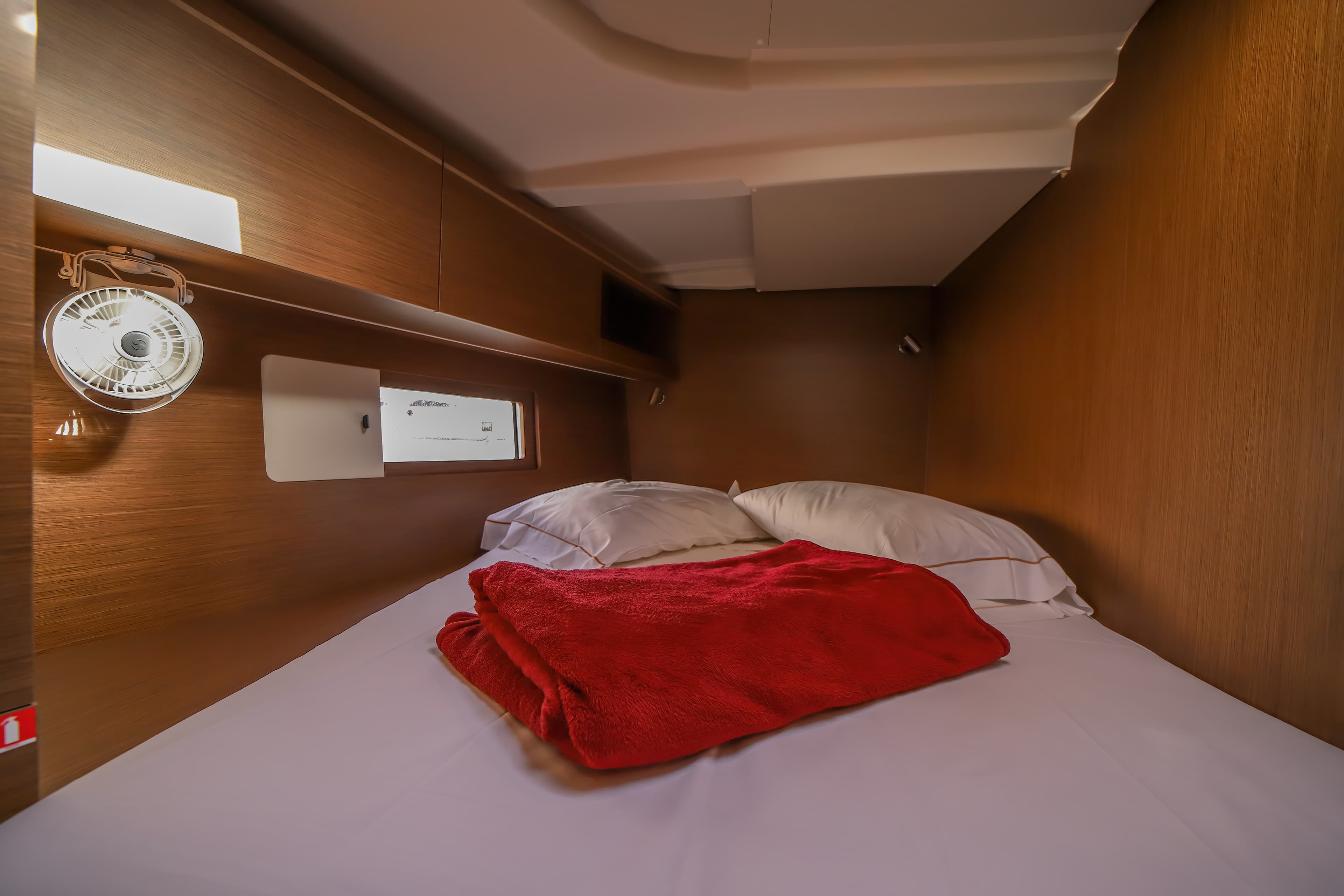 Oceanis 51.1 - photo 12