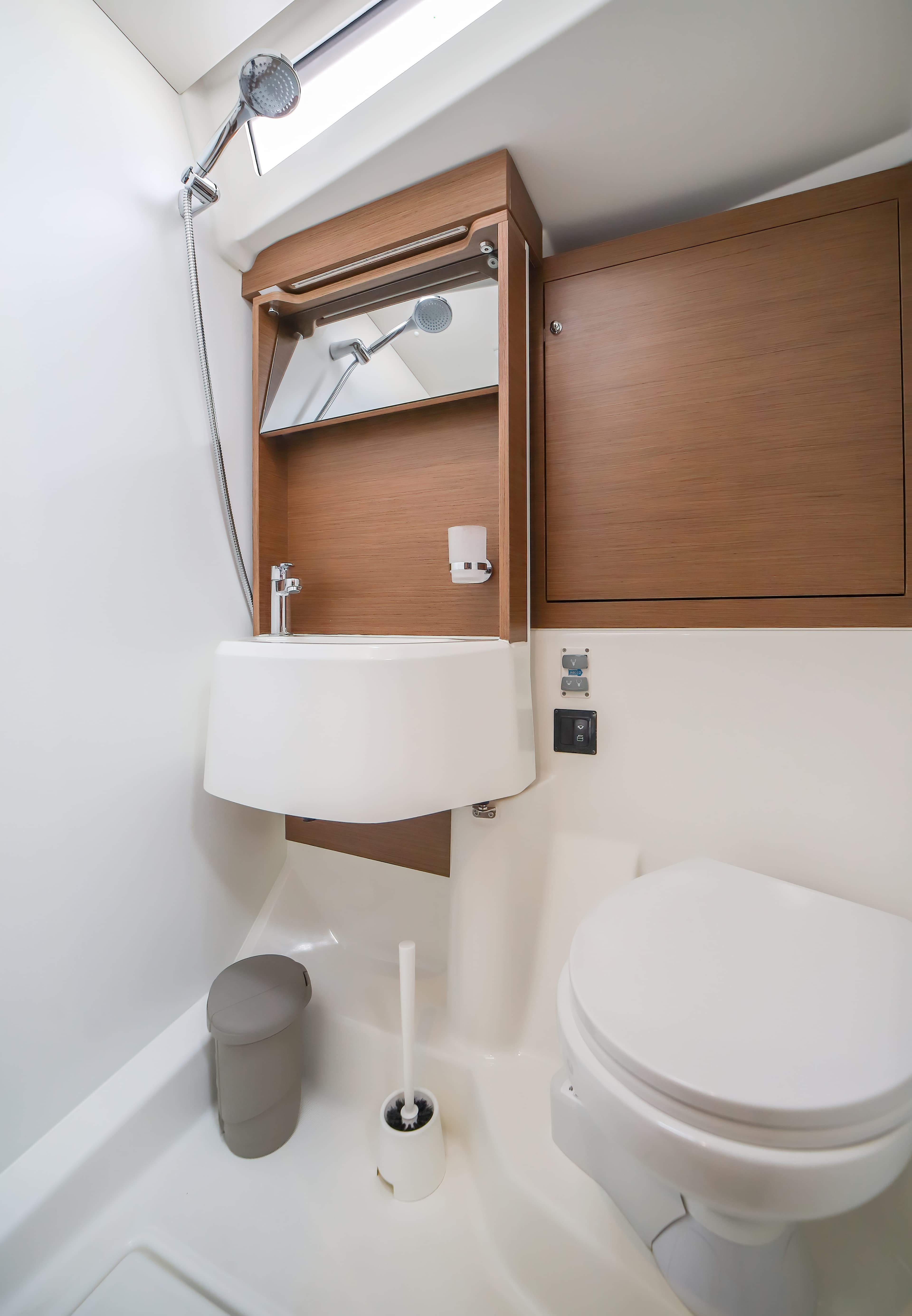 Oceanis 51.1 - photo 4