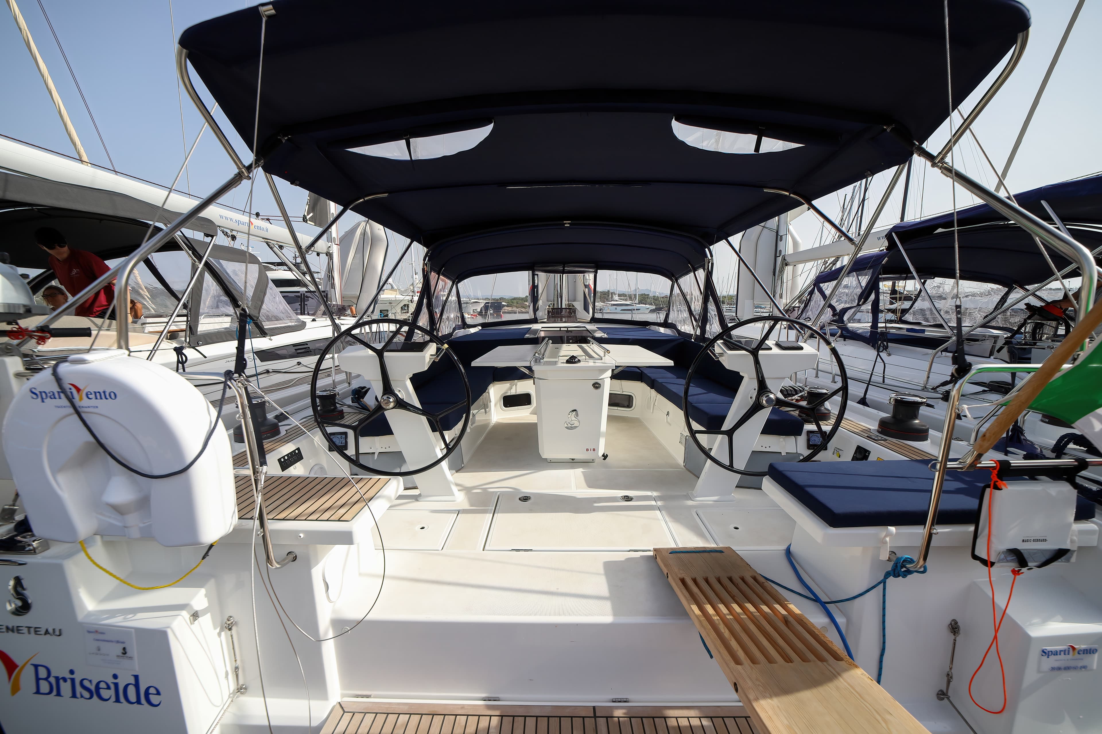 Oceanis 51.1 - photo 21