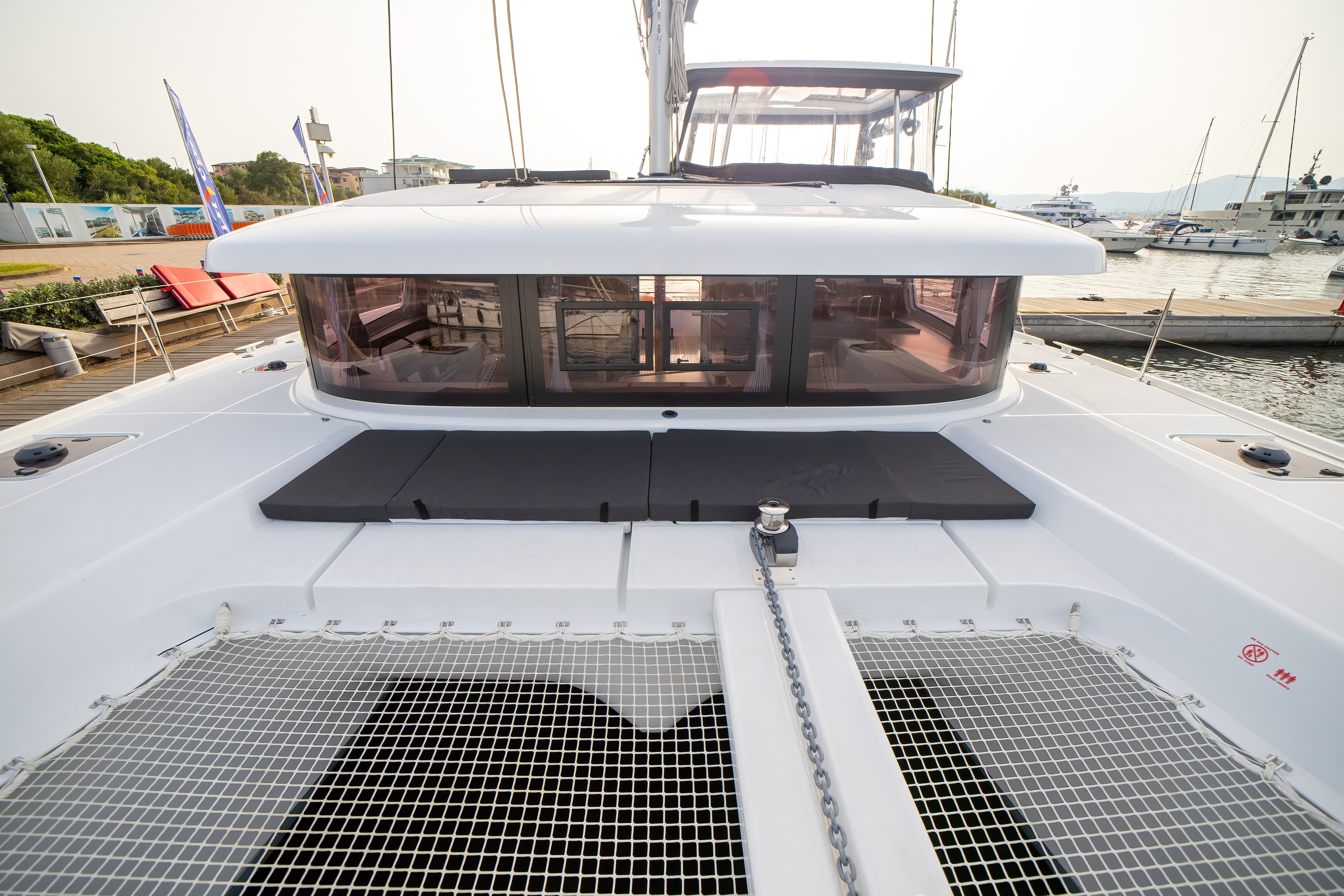 Lagoon 42 - photo 17