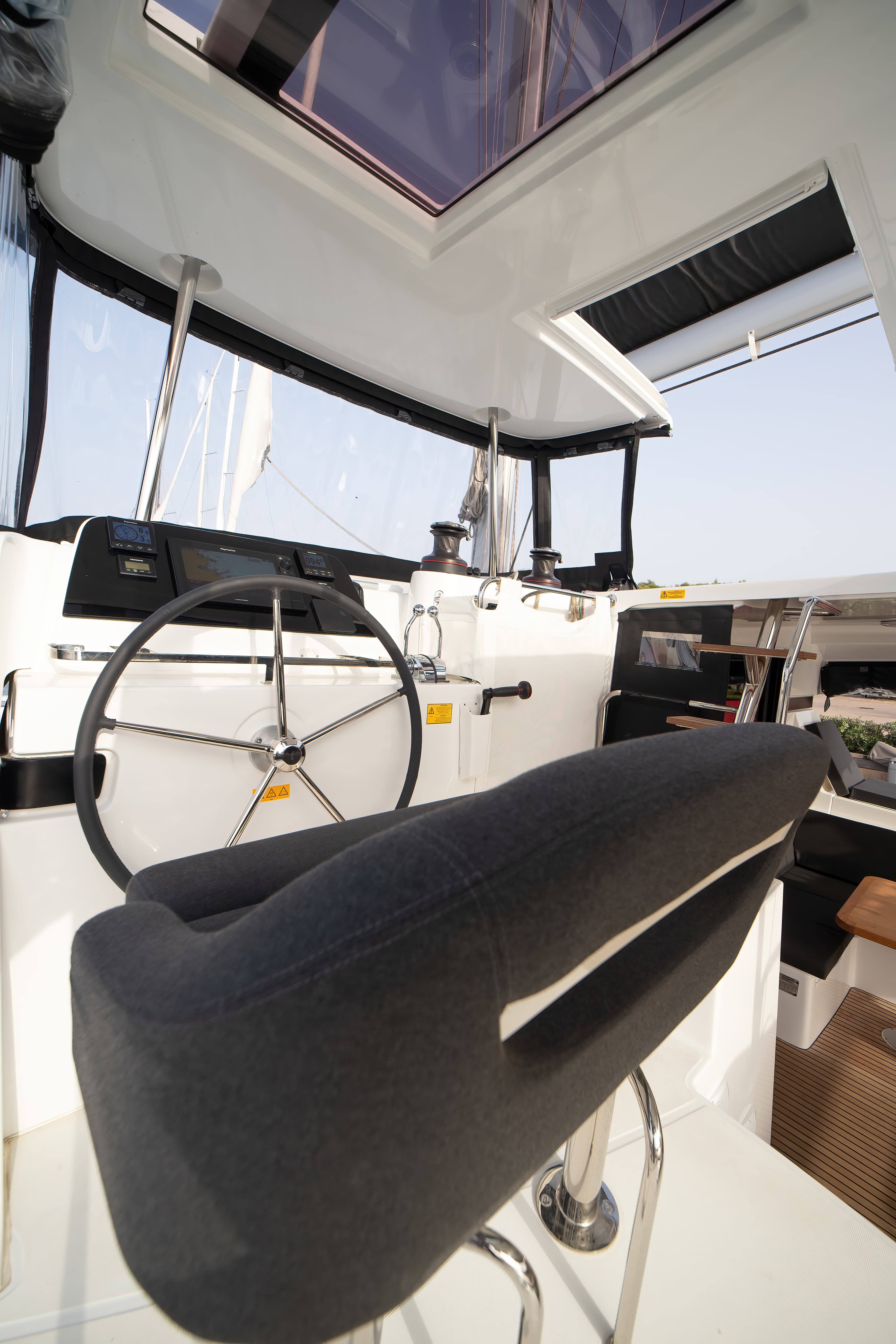 Lagoon 42 - photo 16