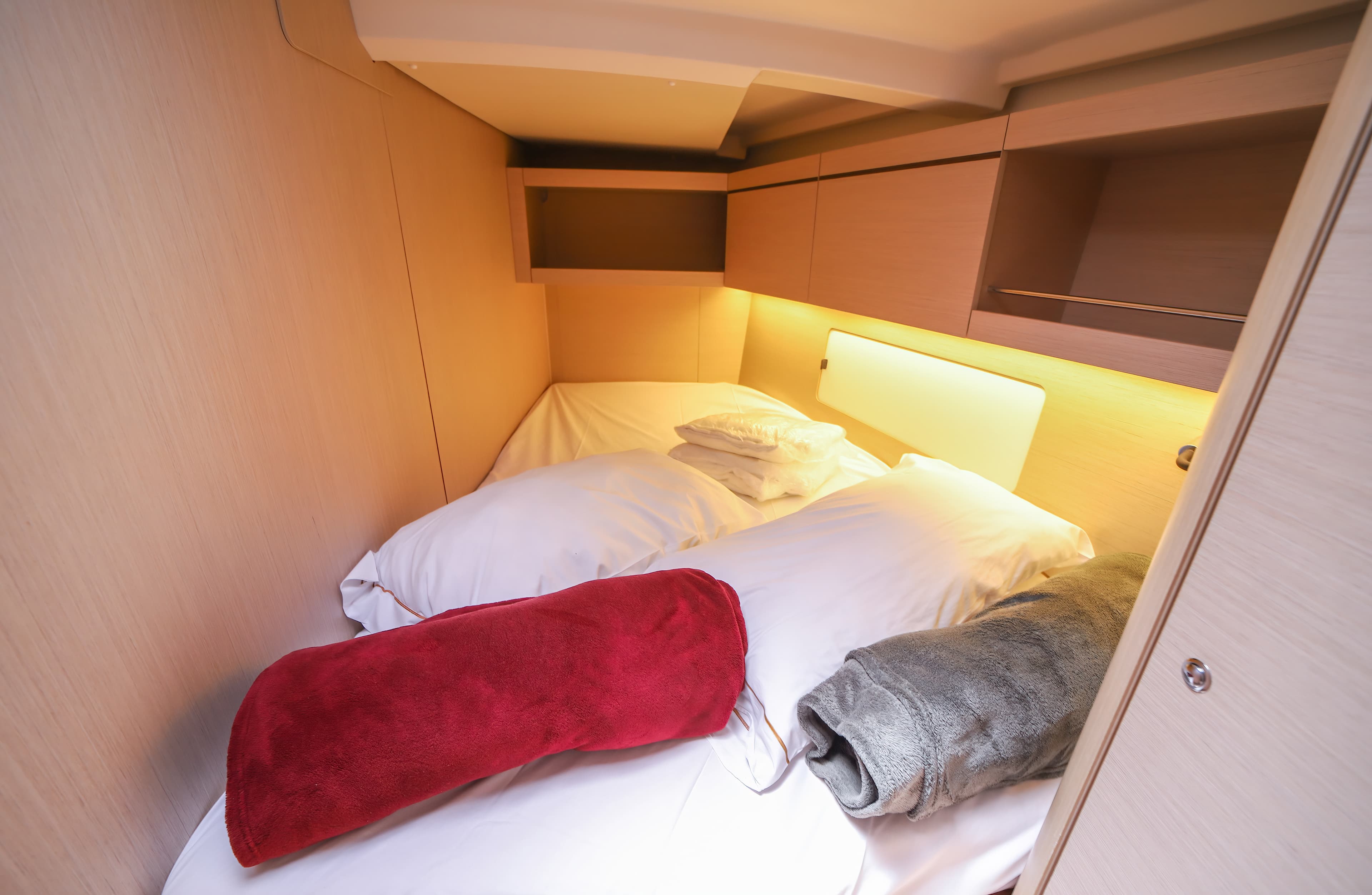 Oceanis 46.1 - photo 8