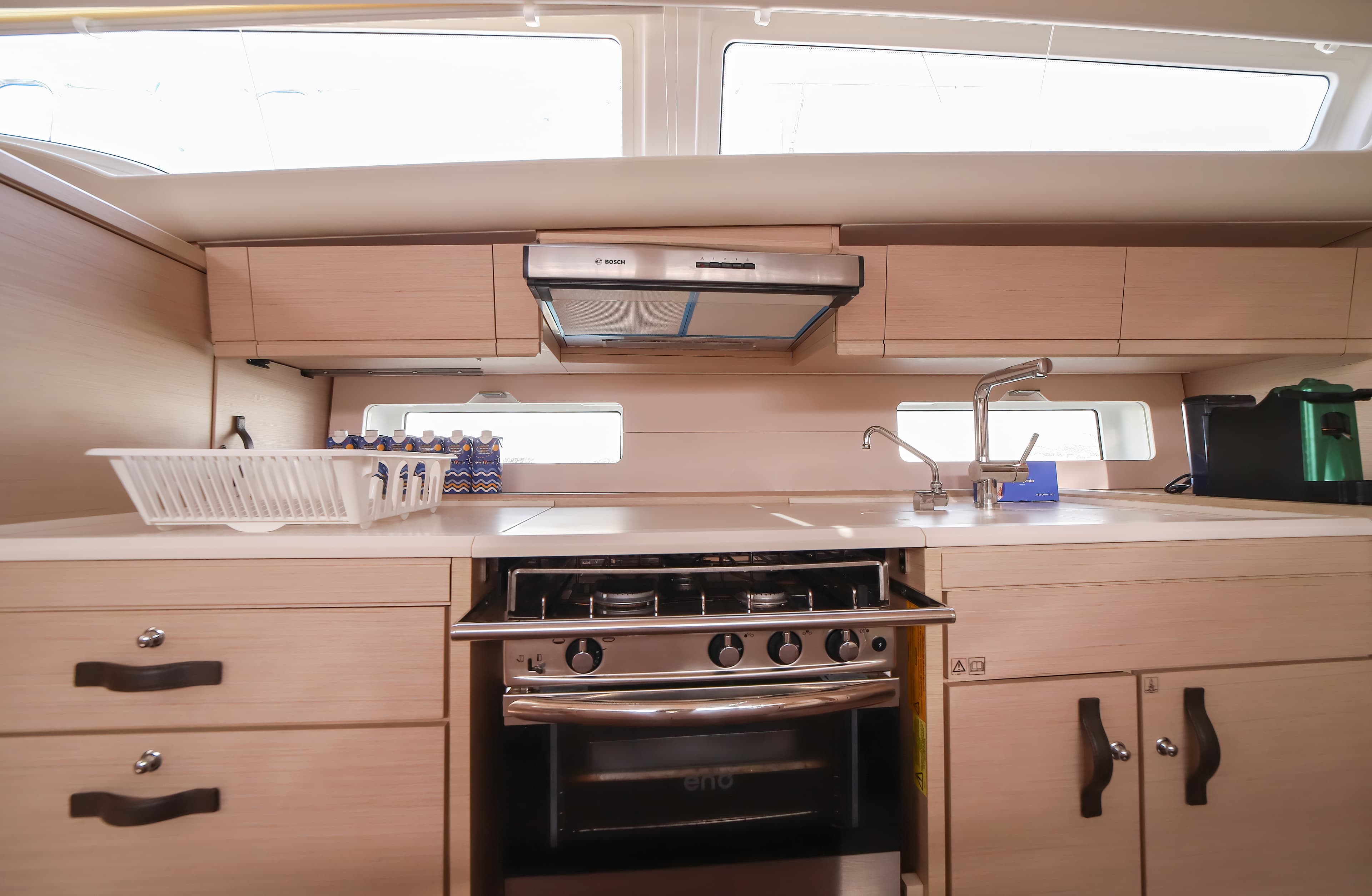 Jeanneau 54 - photo 12