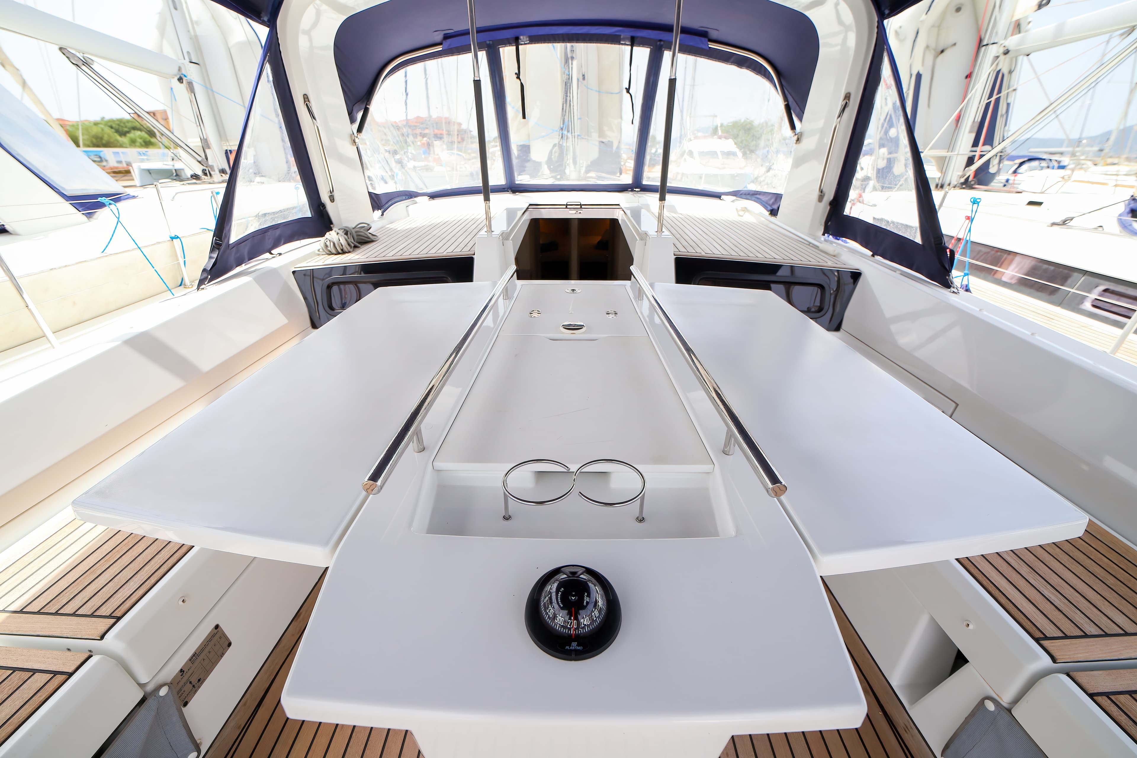 Oceanis 46.1 - photo 17