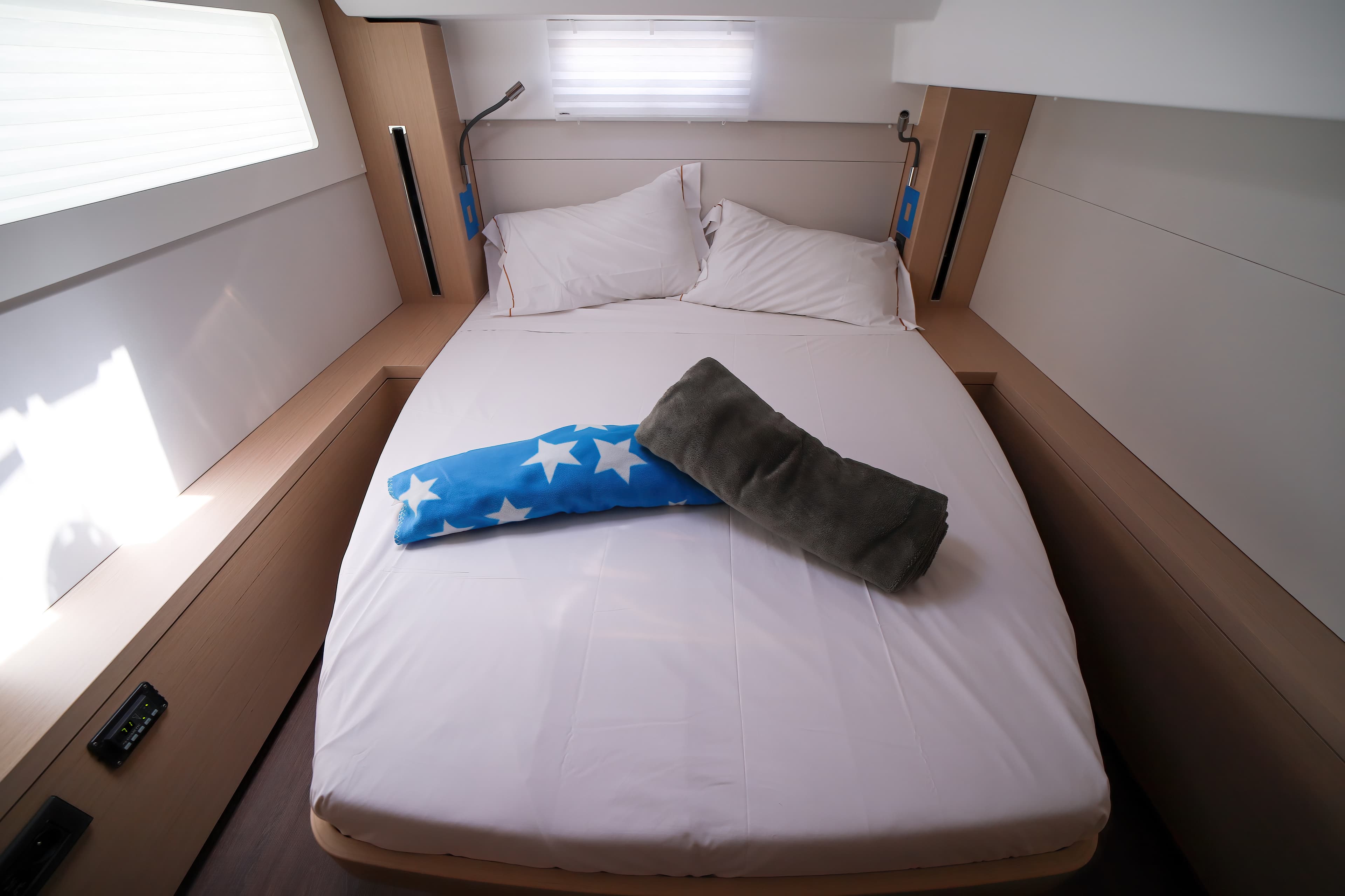 Lagoon 46  - photo 10