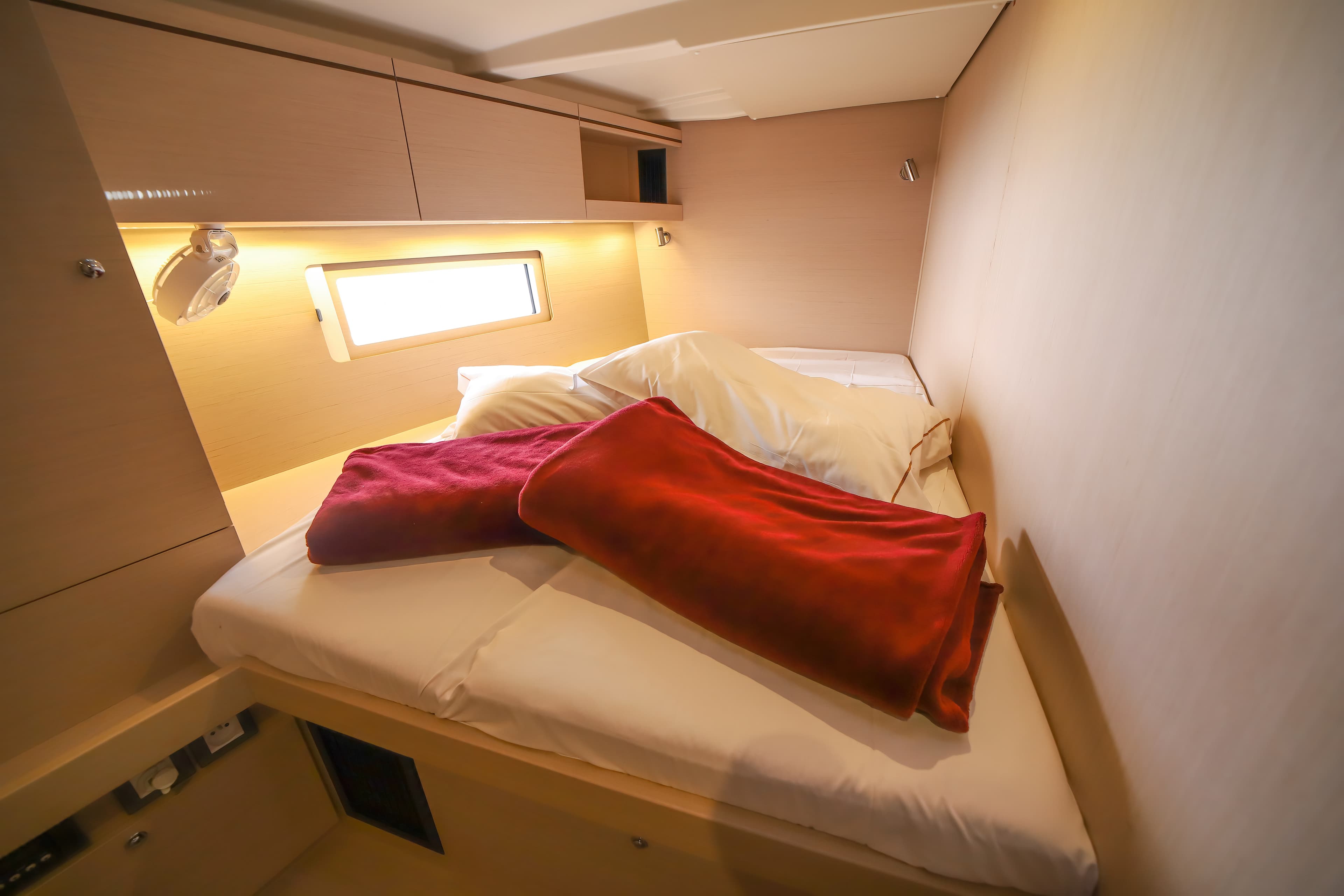 Oceanis 51.1 - photo 18