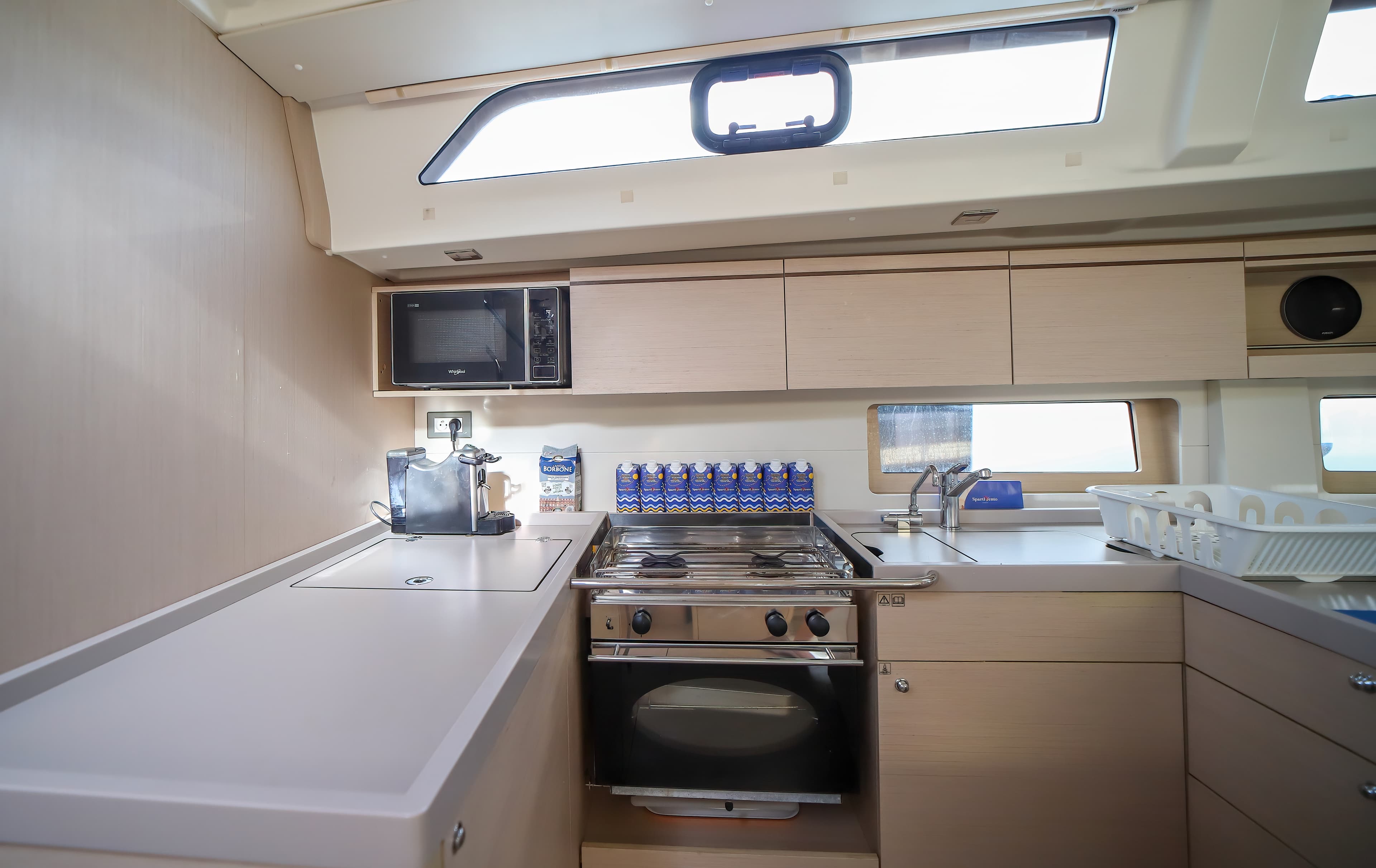 Oceanis 51.1 - photo 19