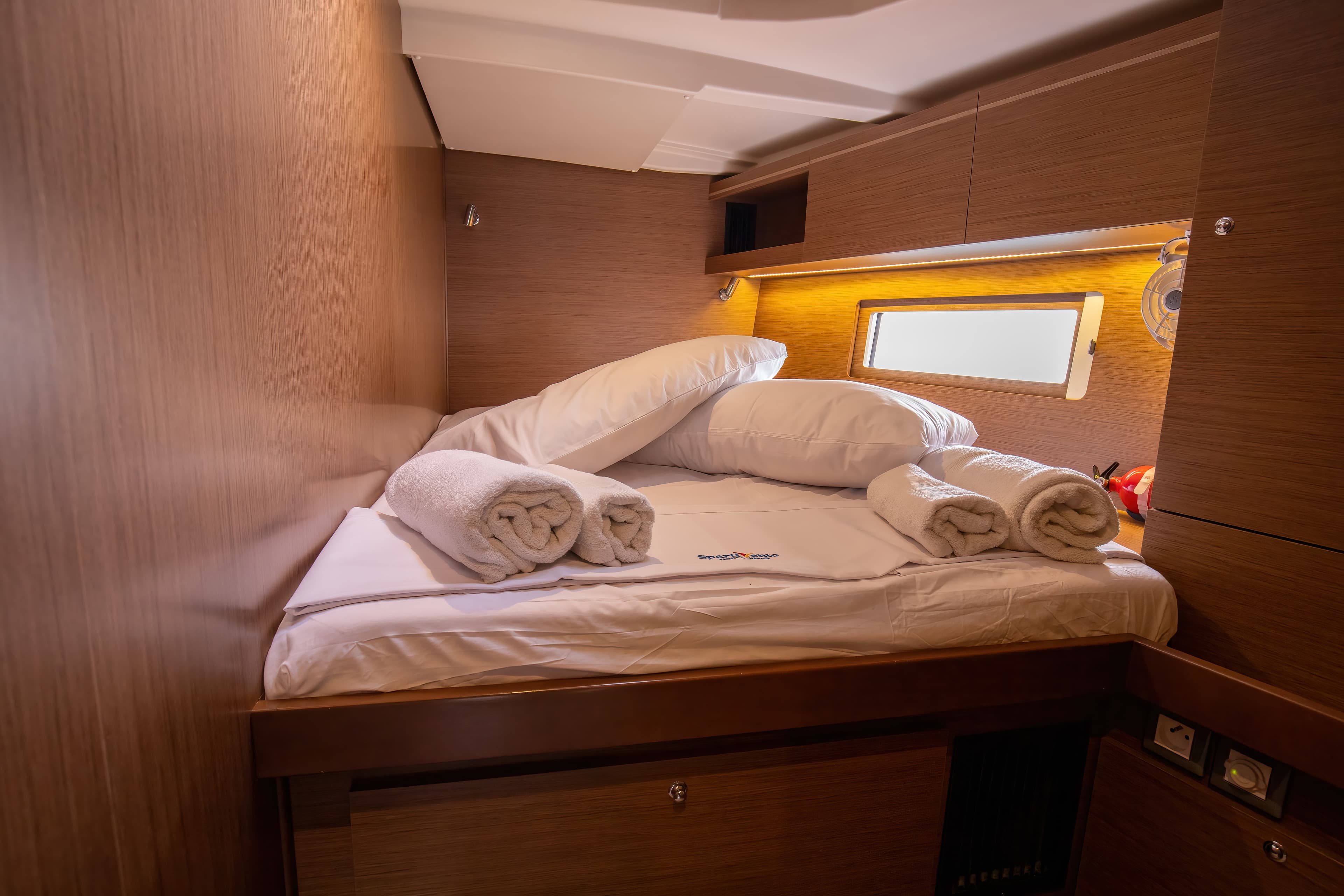 Oceanis 51.1 - photo 10