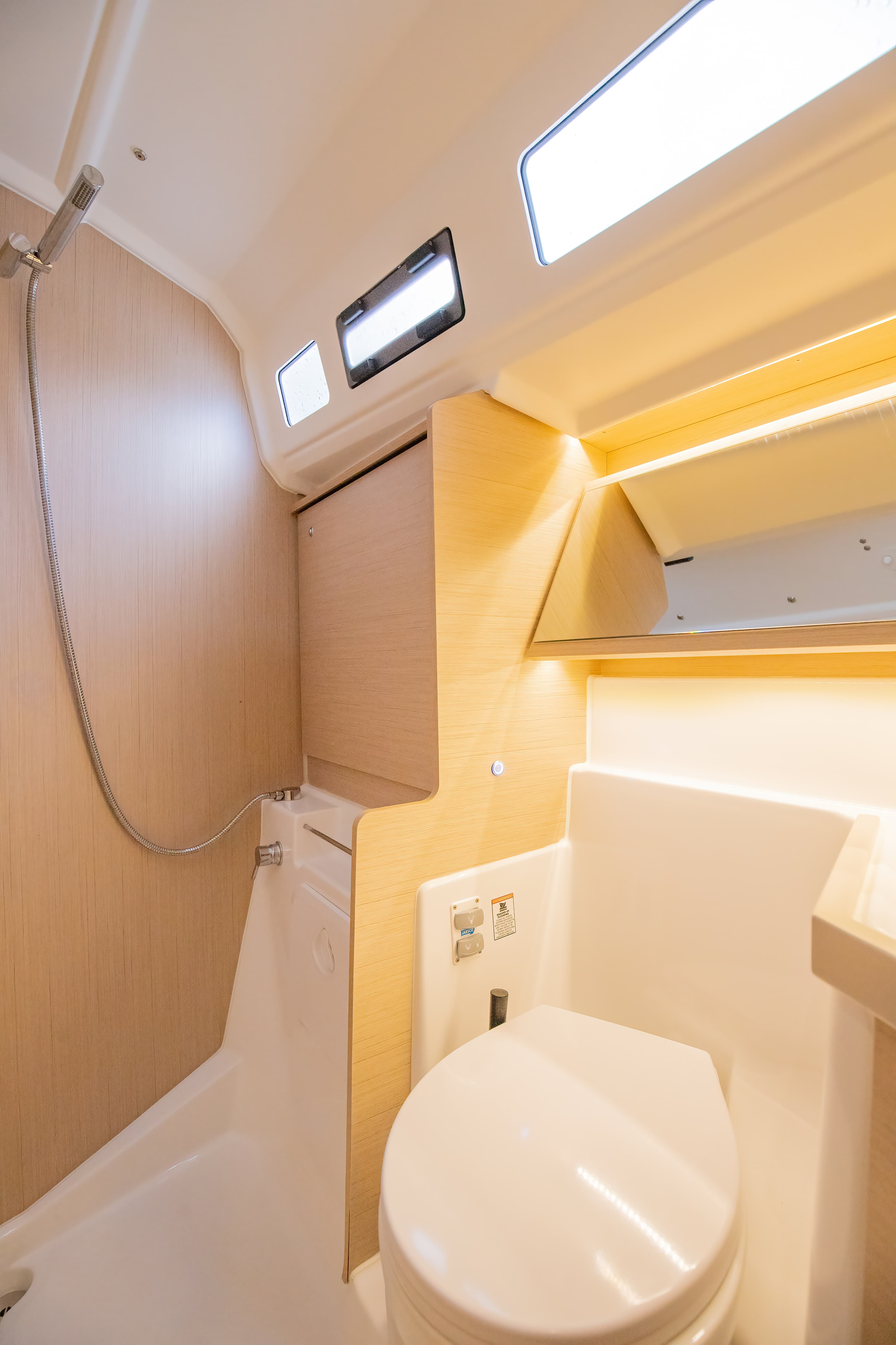 Oceanis 40.1 - photo 6