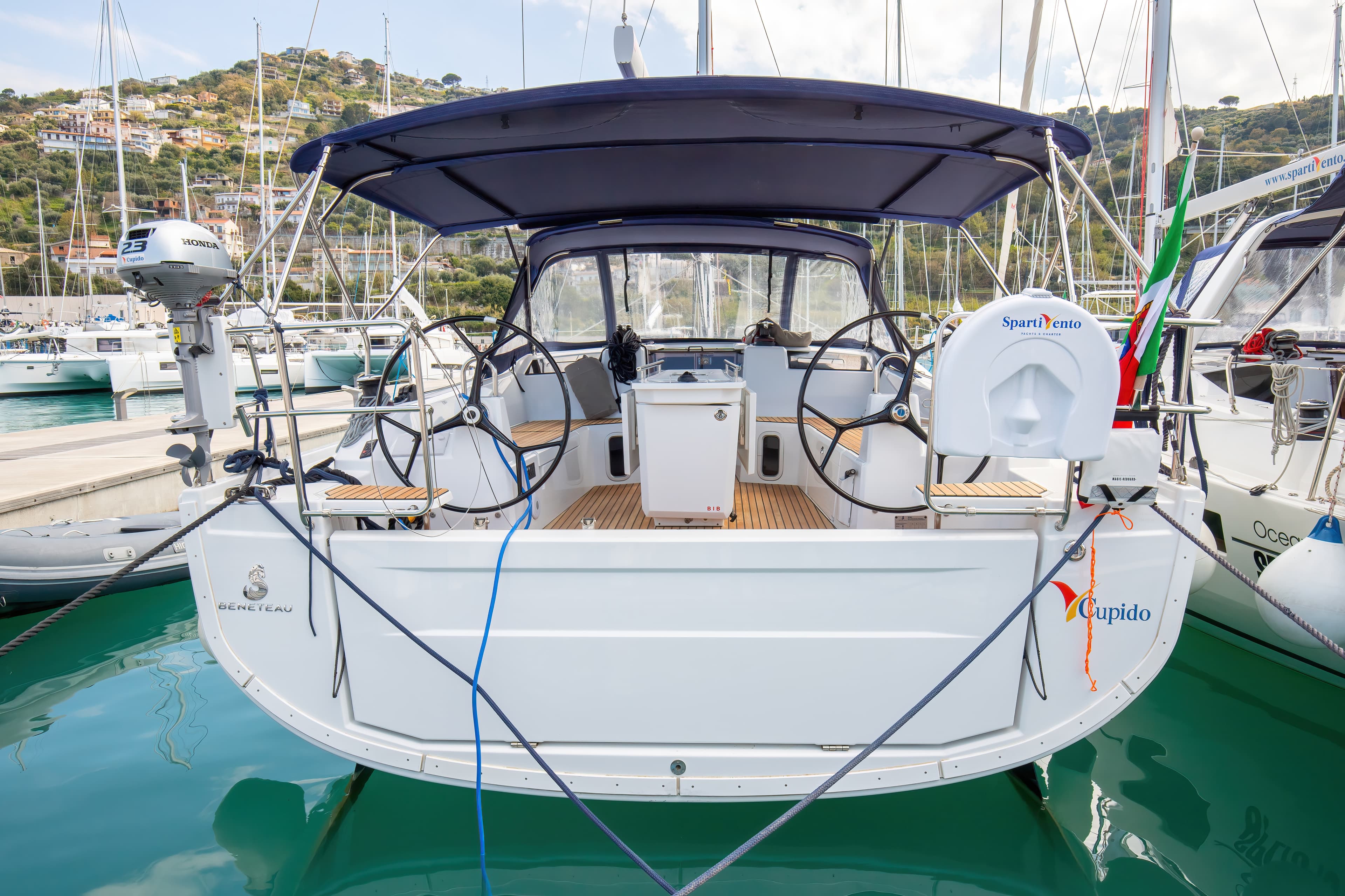 Oceanis 40.1 - photo 24