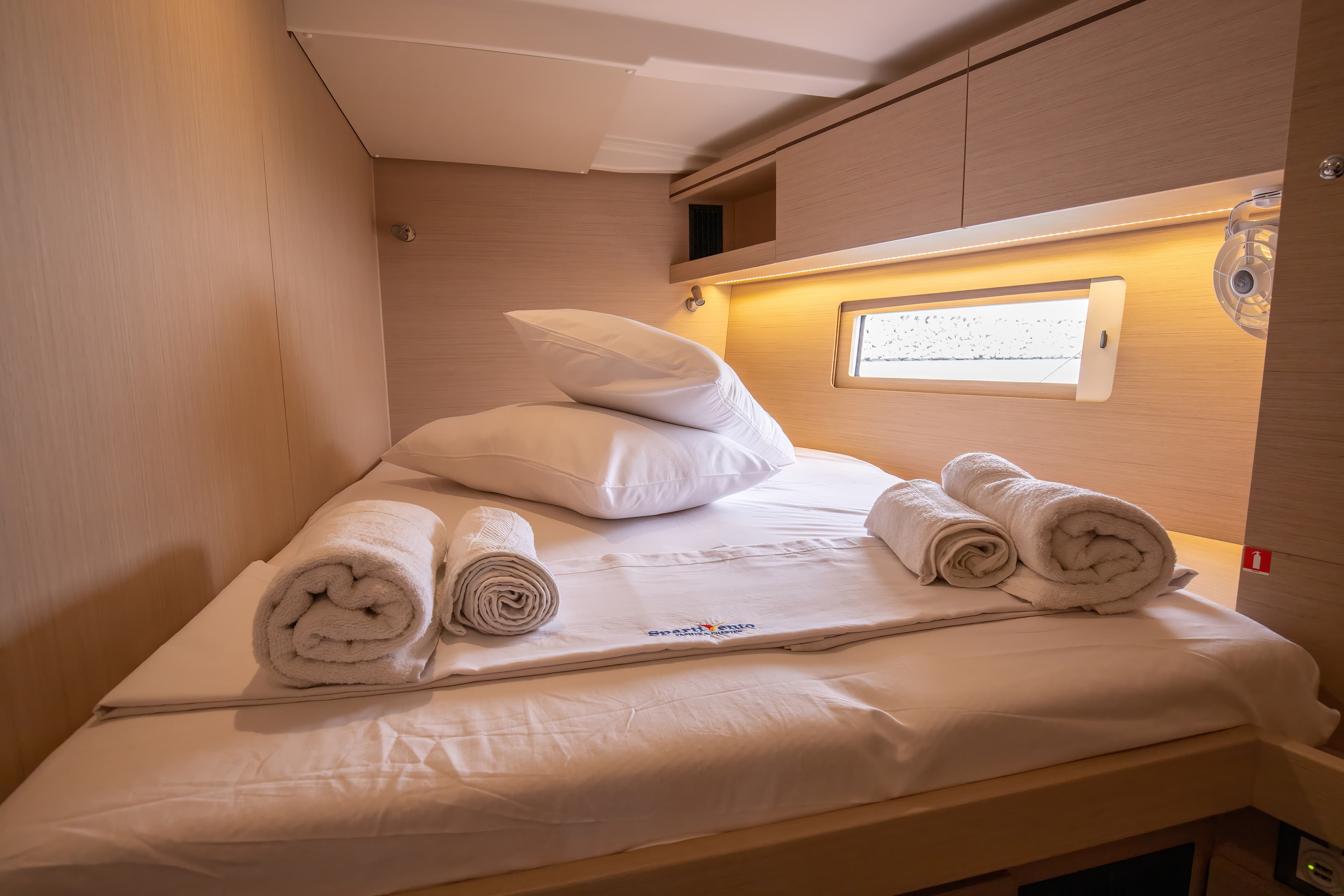 Oceanis 51.1 - photo 22