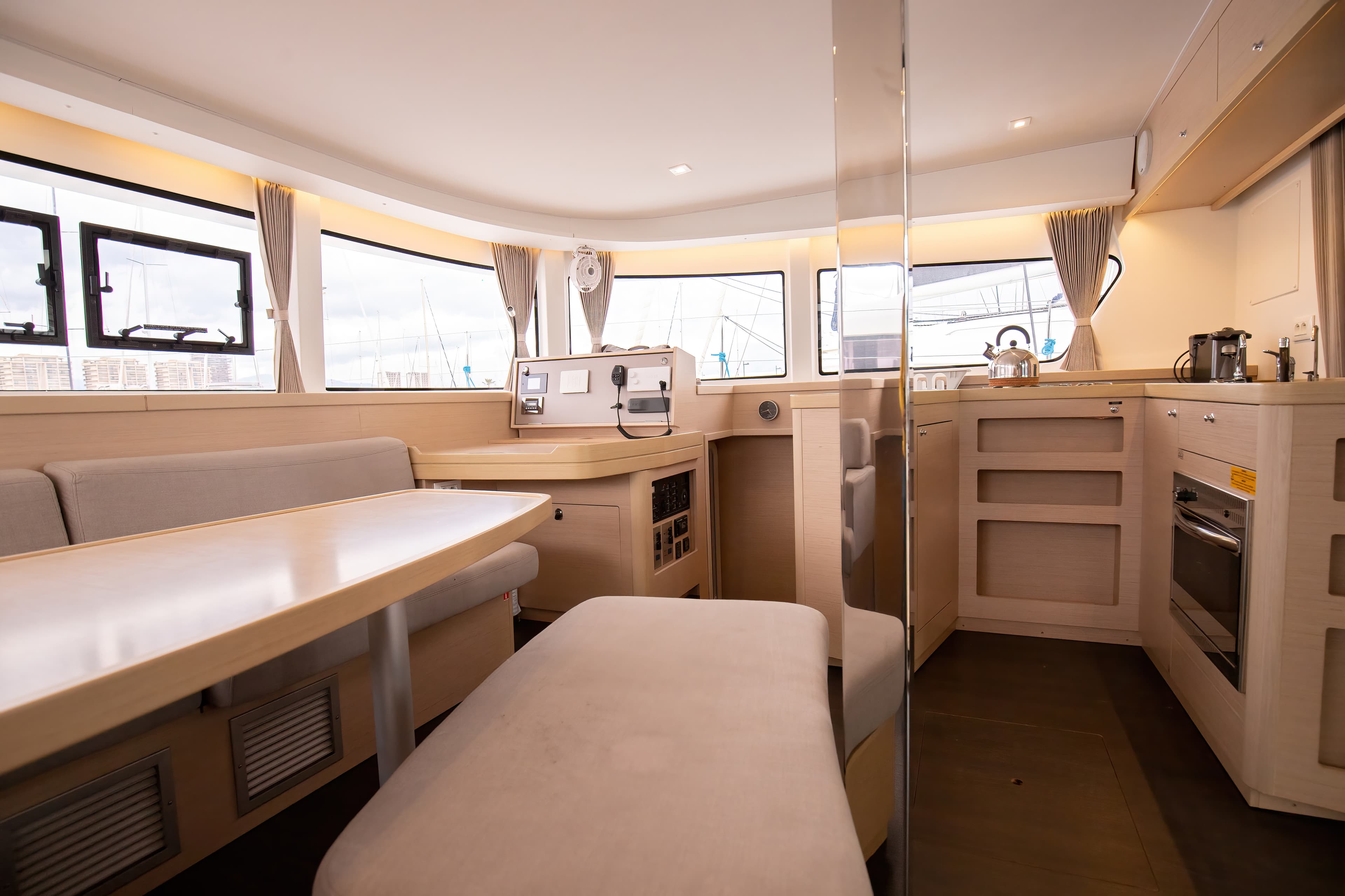 Lagoon 42 - photo 20