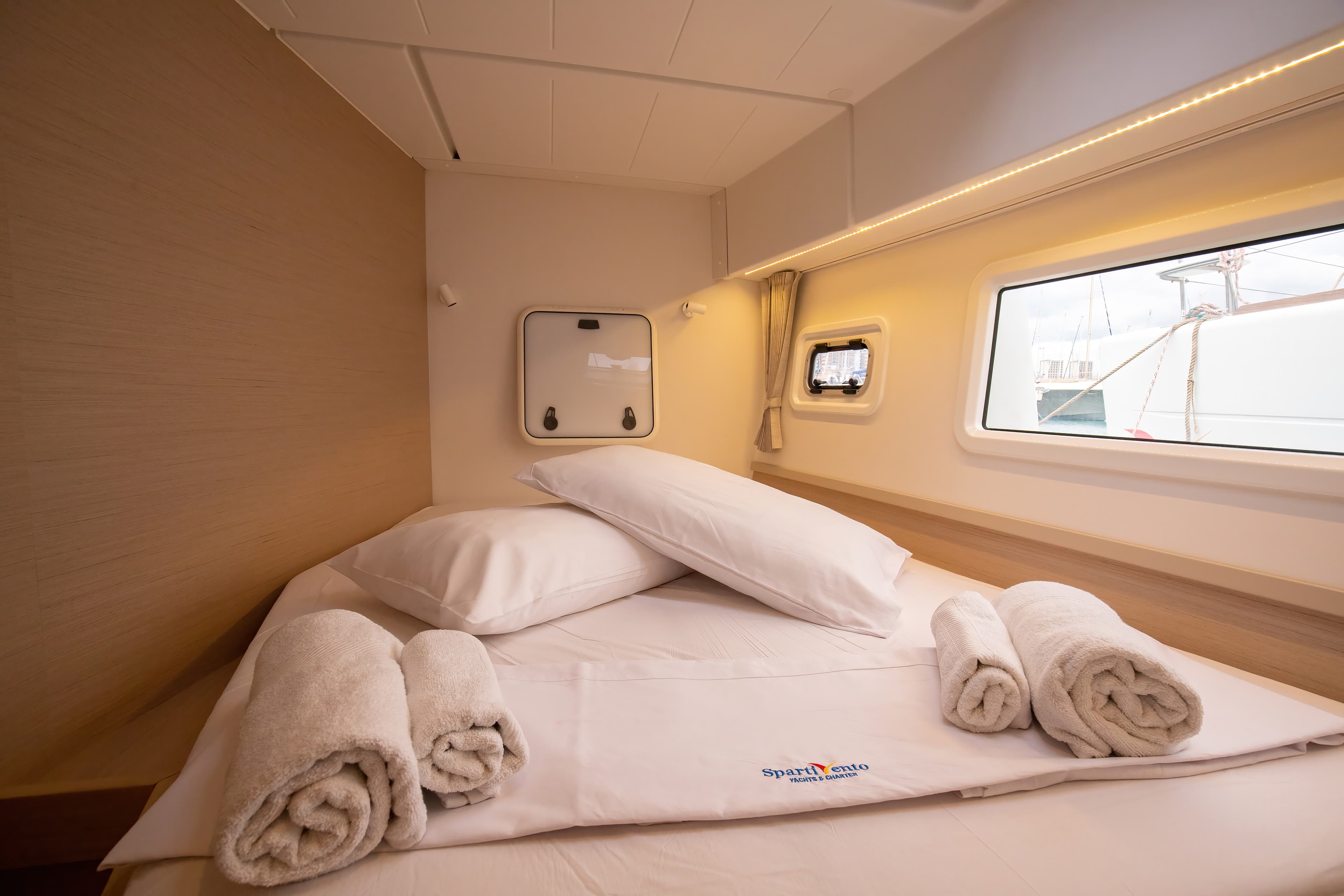 Lagoon 42 - photo 25