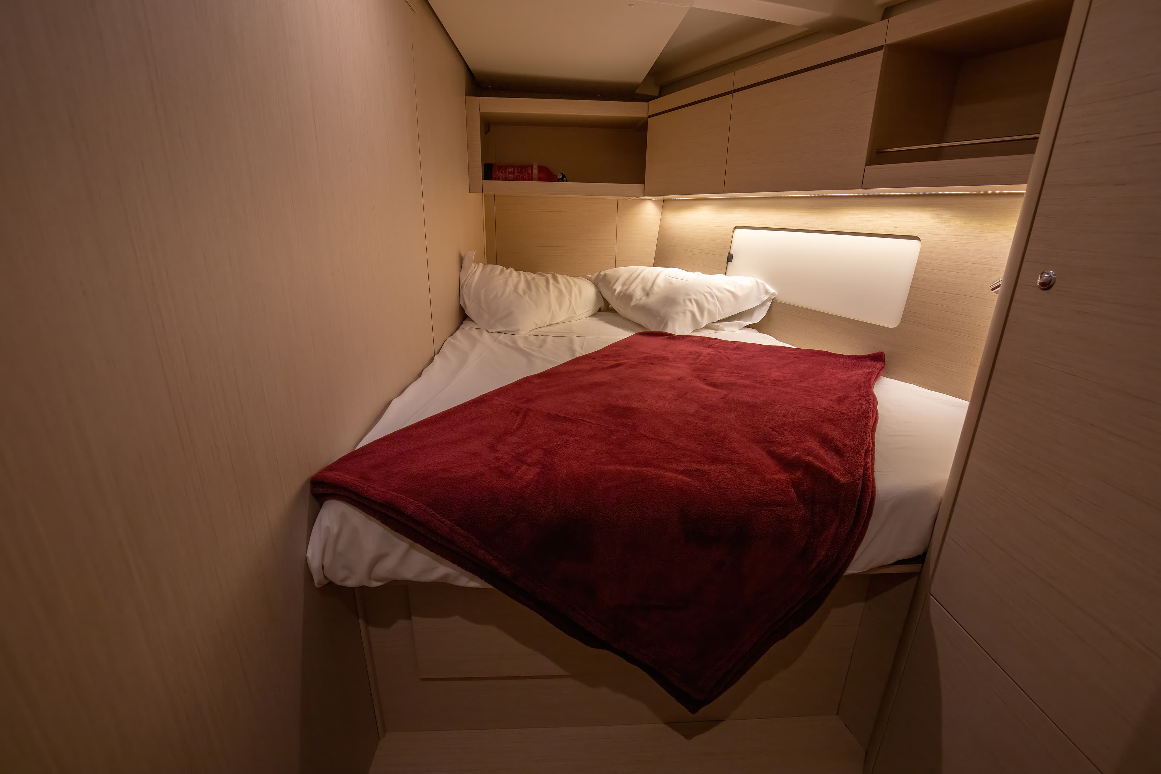 Oceanis 46.1 - photo 4