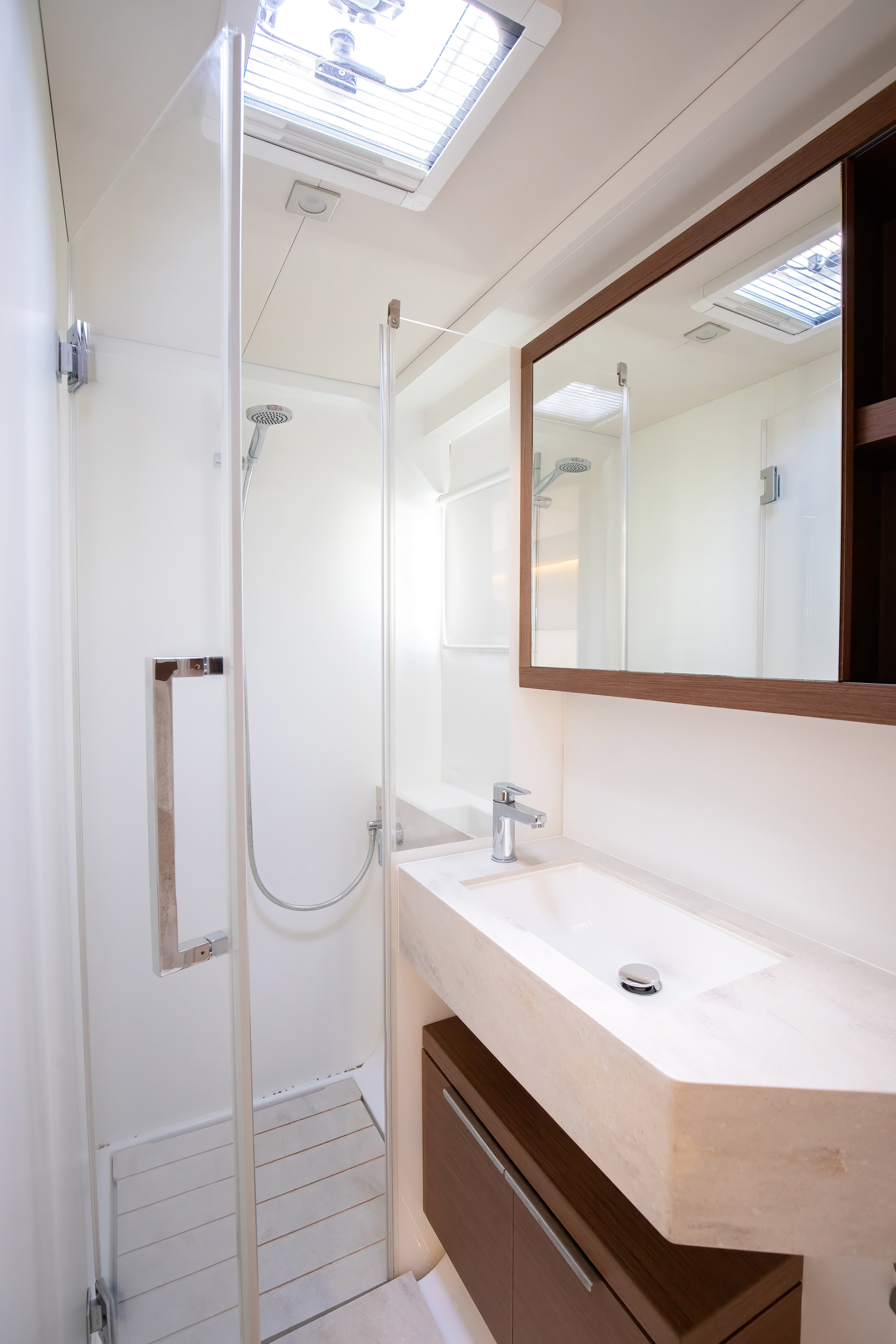 Lagoon 50 - photo 19