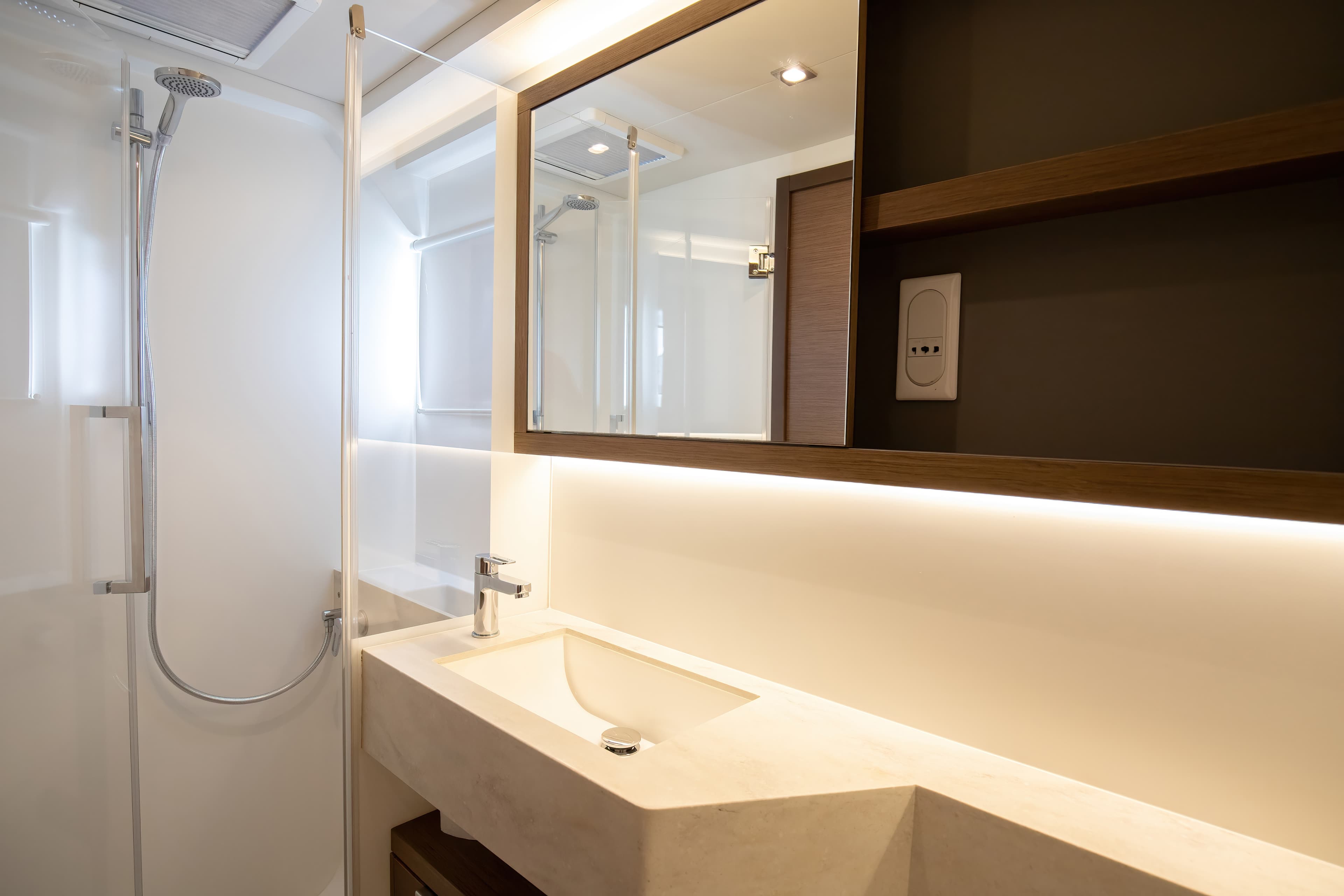 Lagoon 50 - photo 22