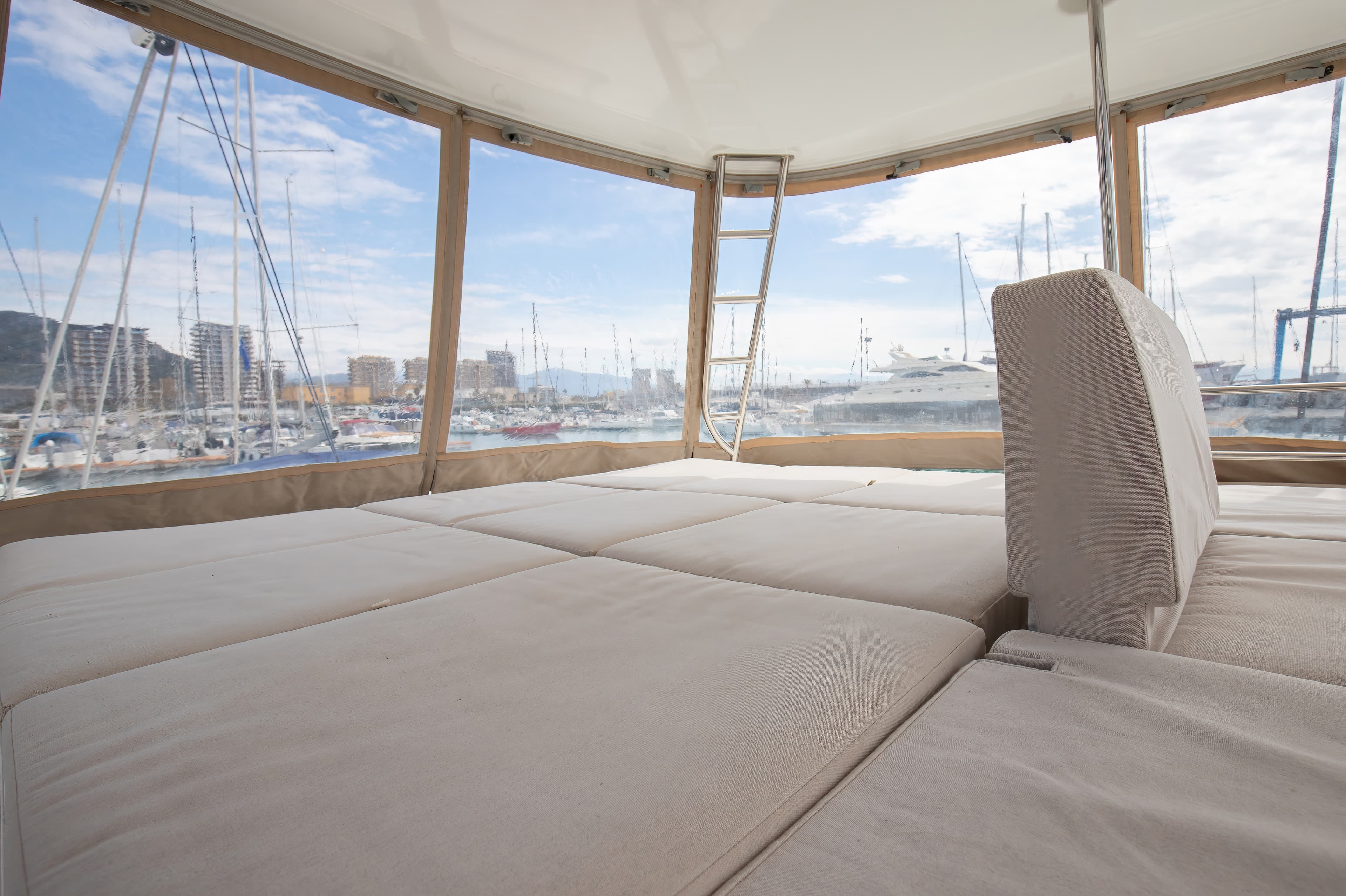 Lagoon 50 - photo 32