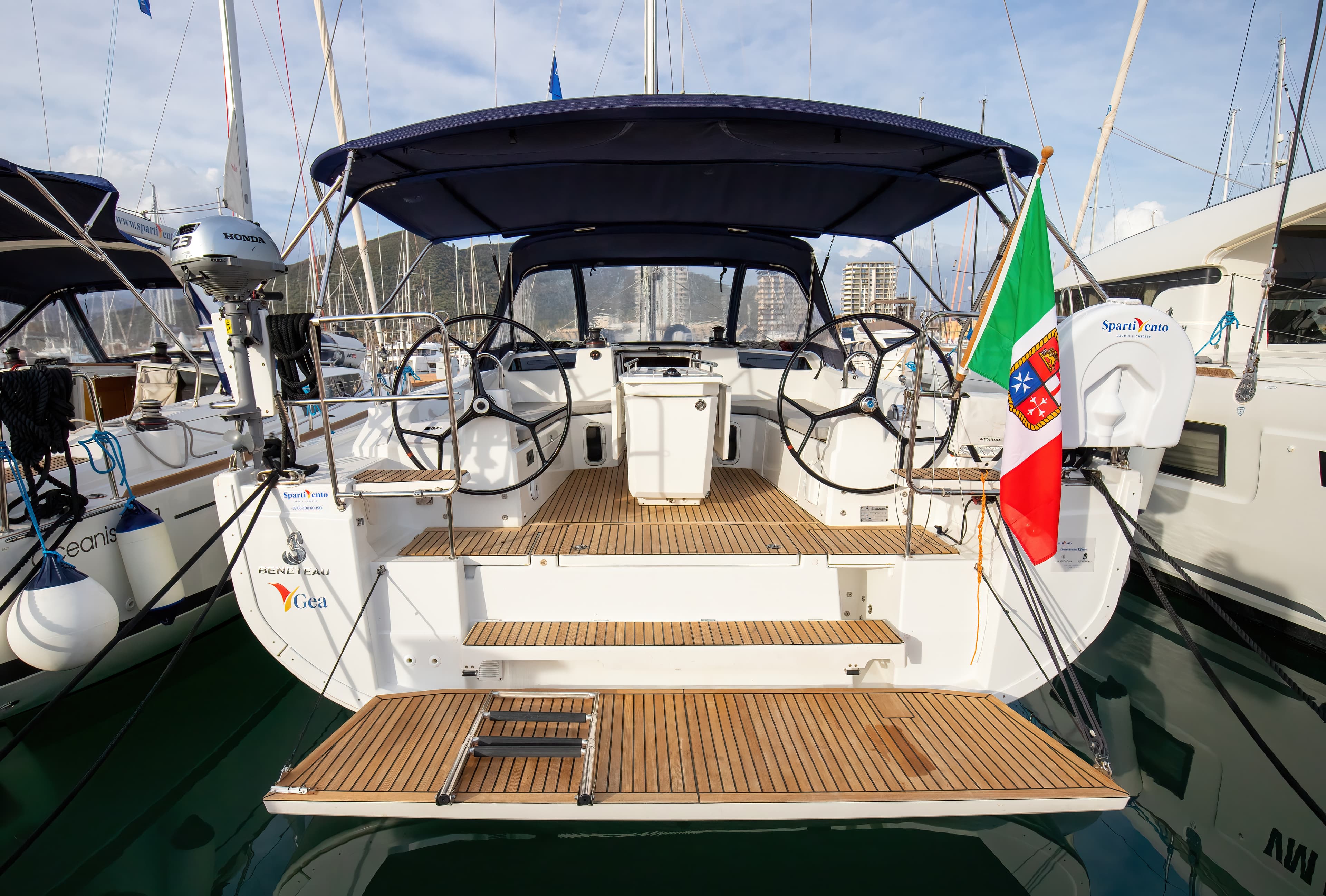 Oceanis 40.1 - photo 21