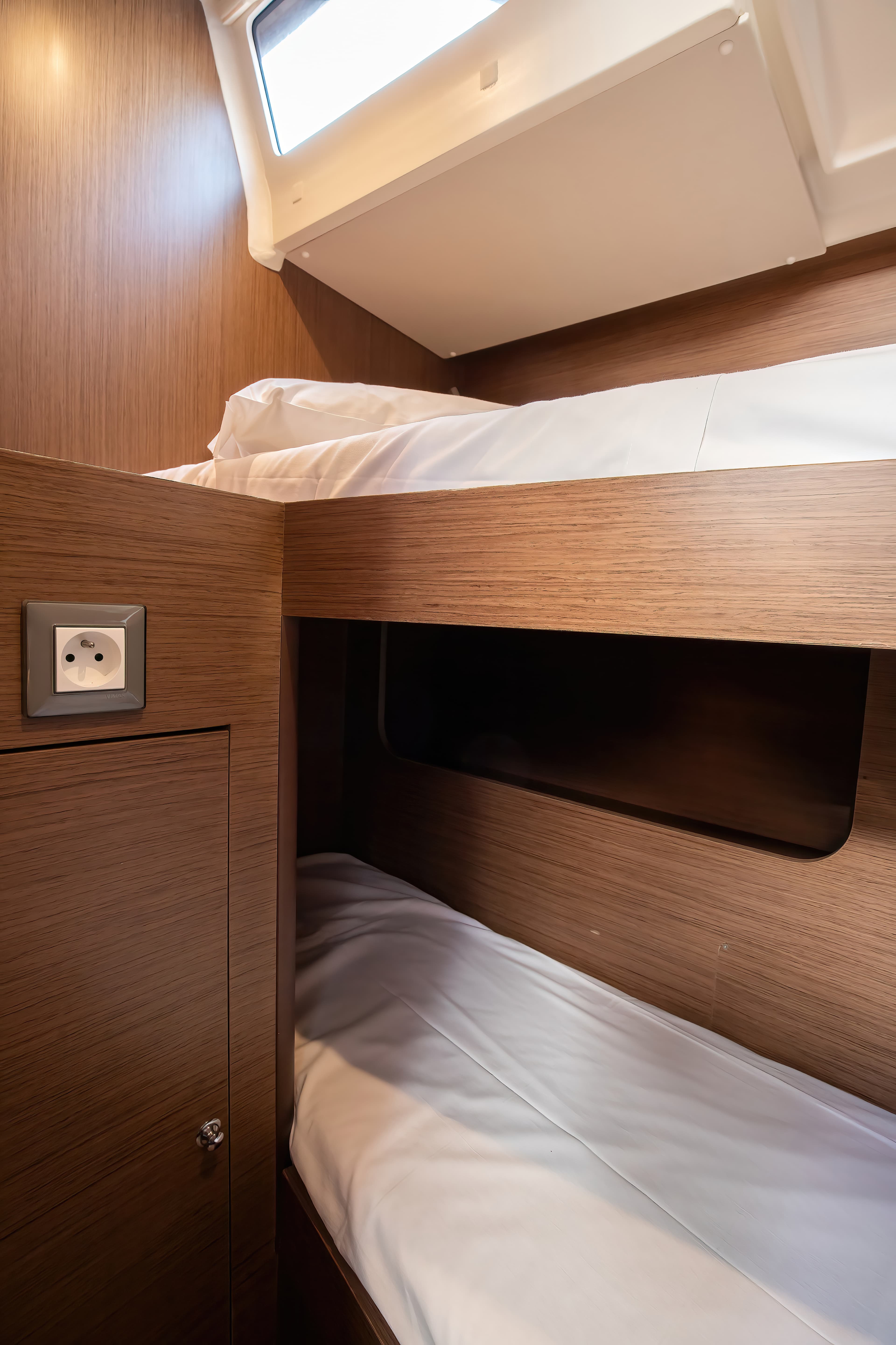 Oceanis 51.1 - photo 7