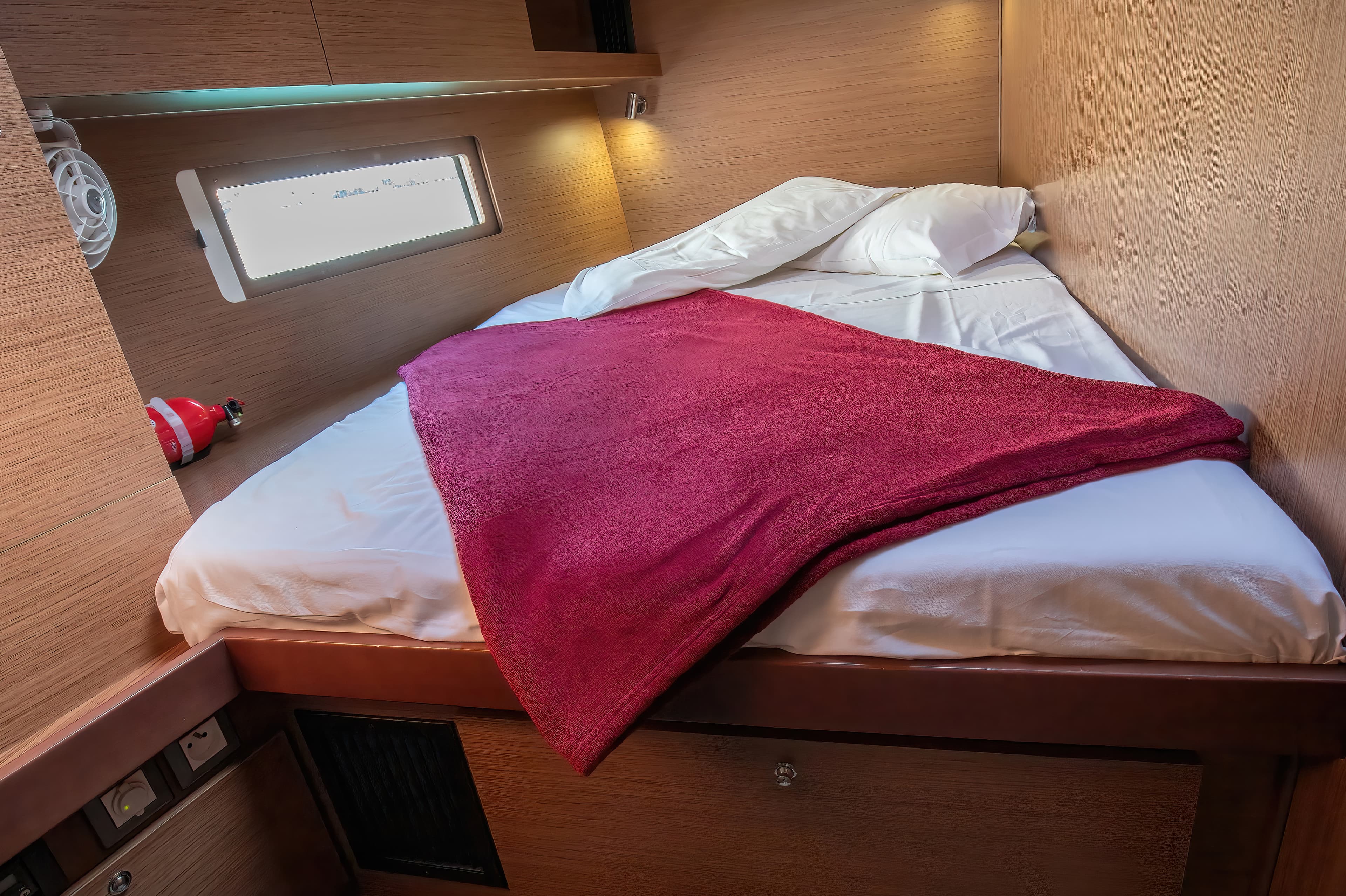 Oceanis 51.1 - photo 17