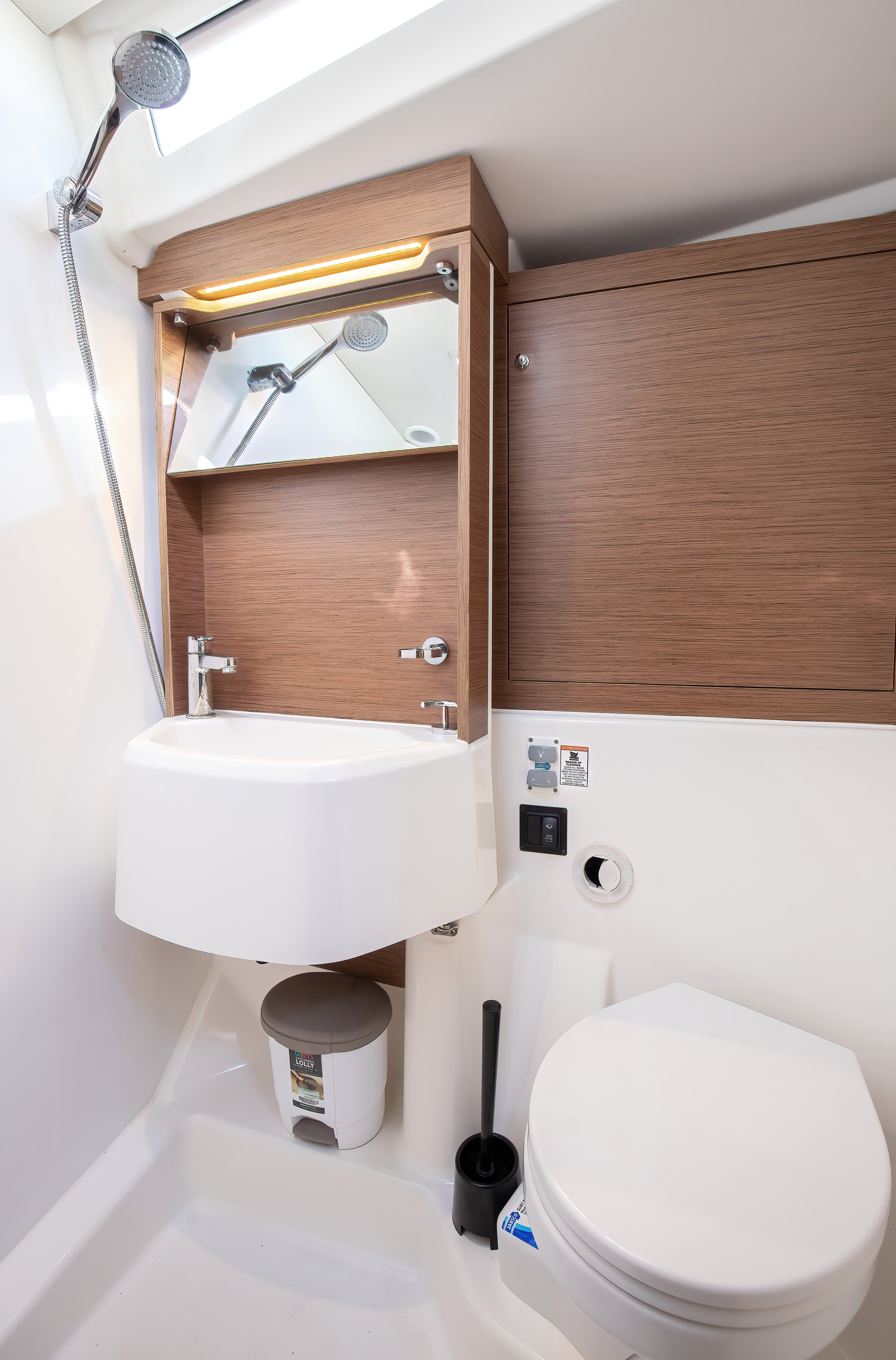 Oceanis 51.1 - photo 20