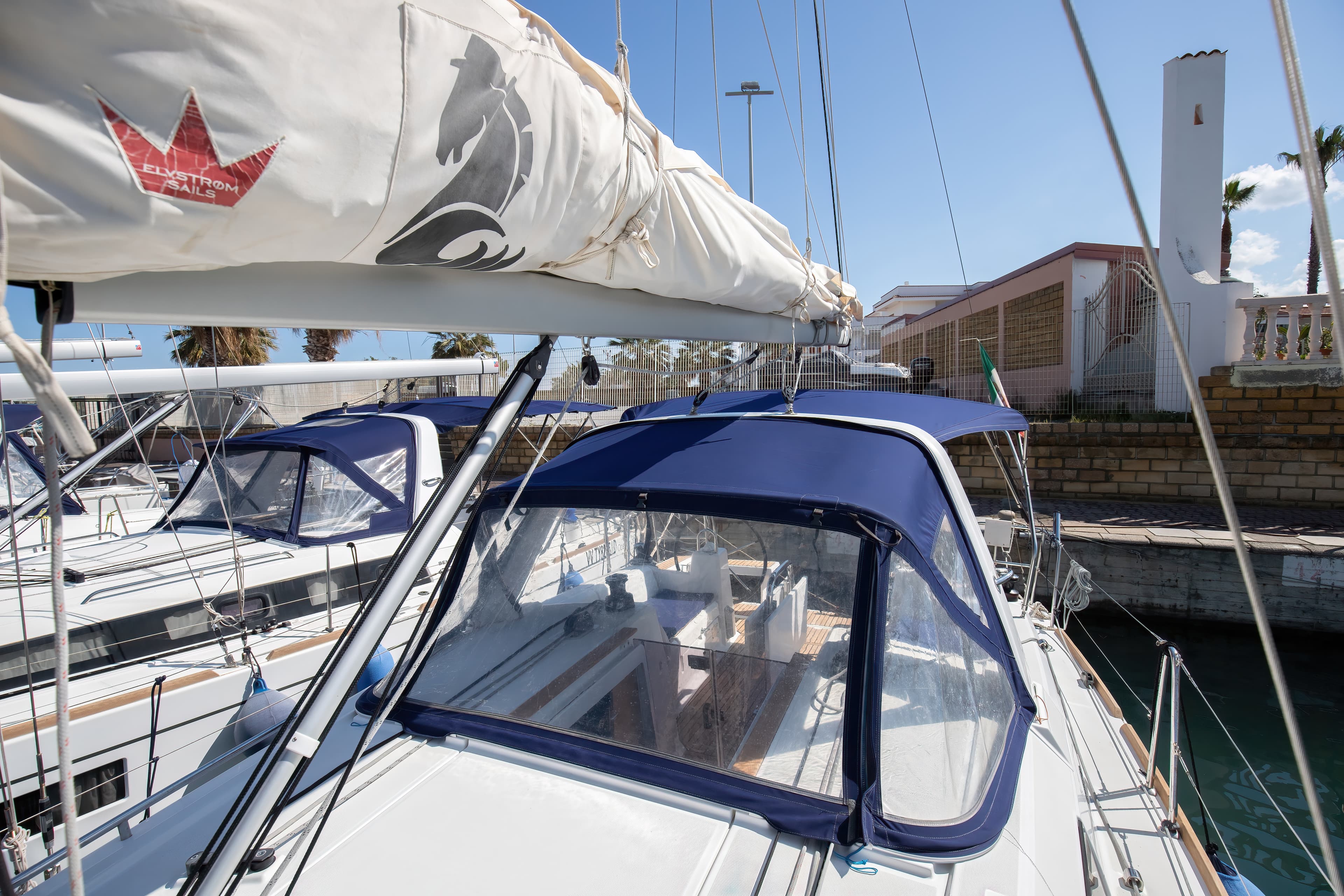 Oceanis 35.1 - photo 20