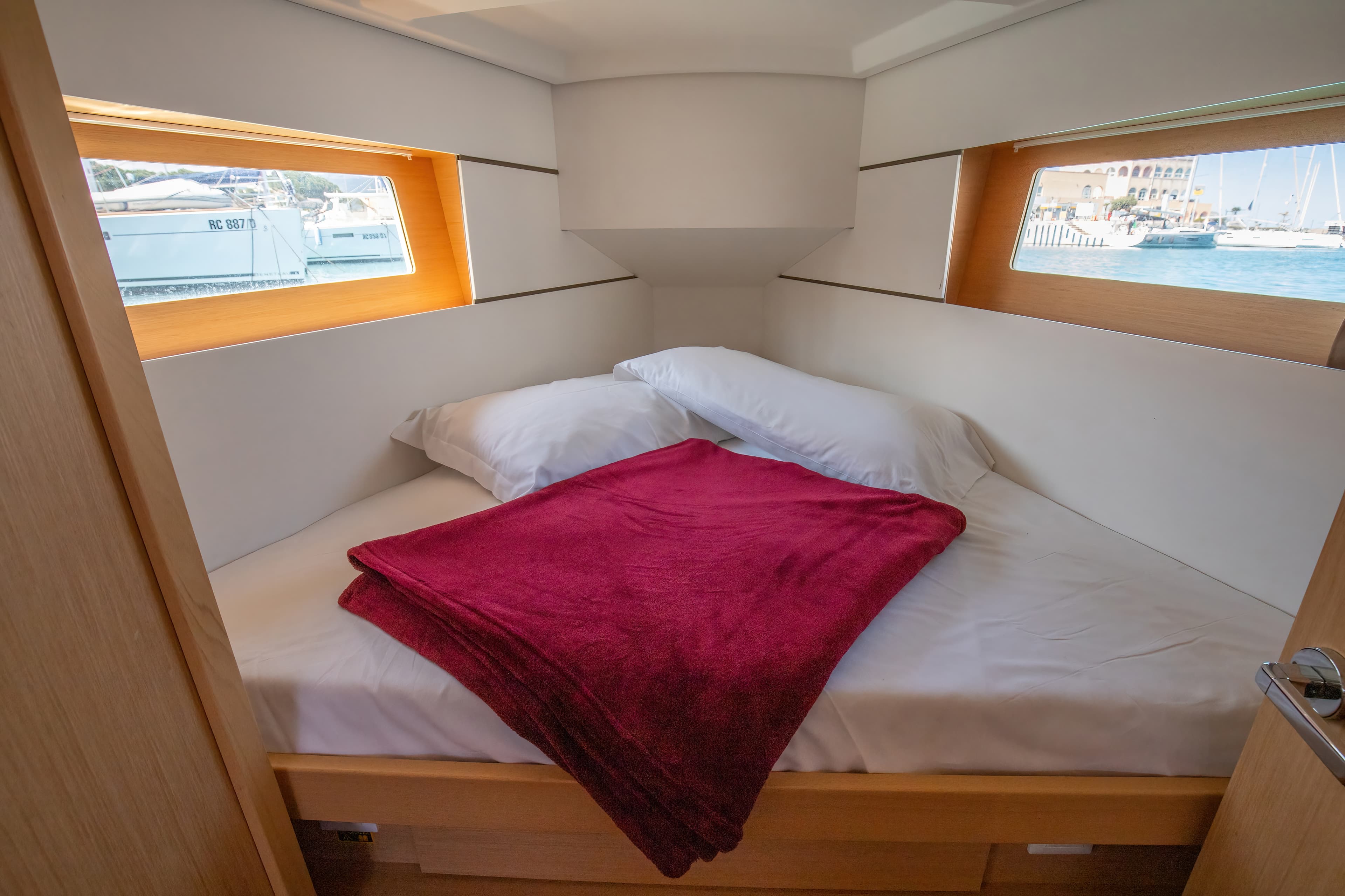 Oceanis 35.1 - photo 19