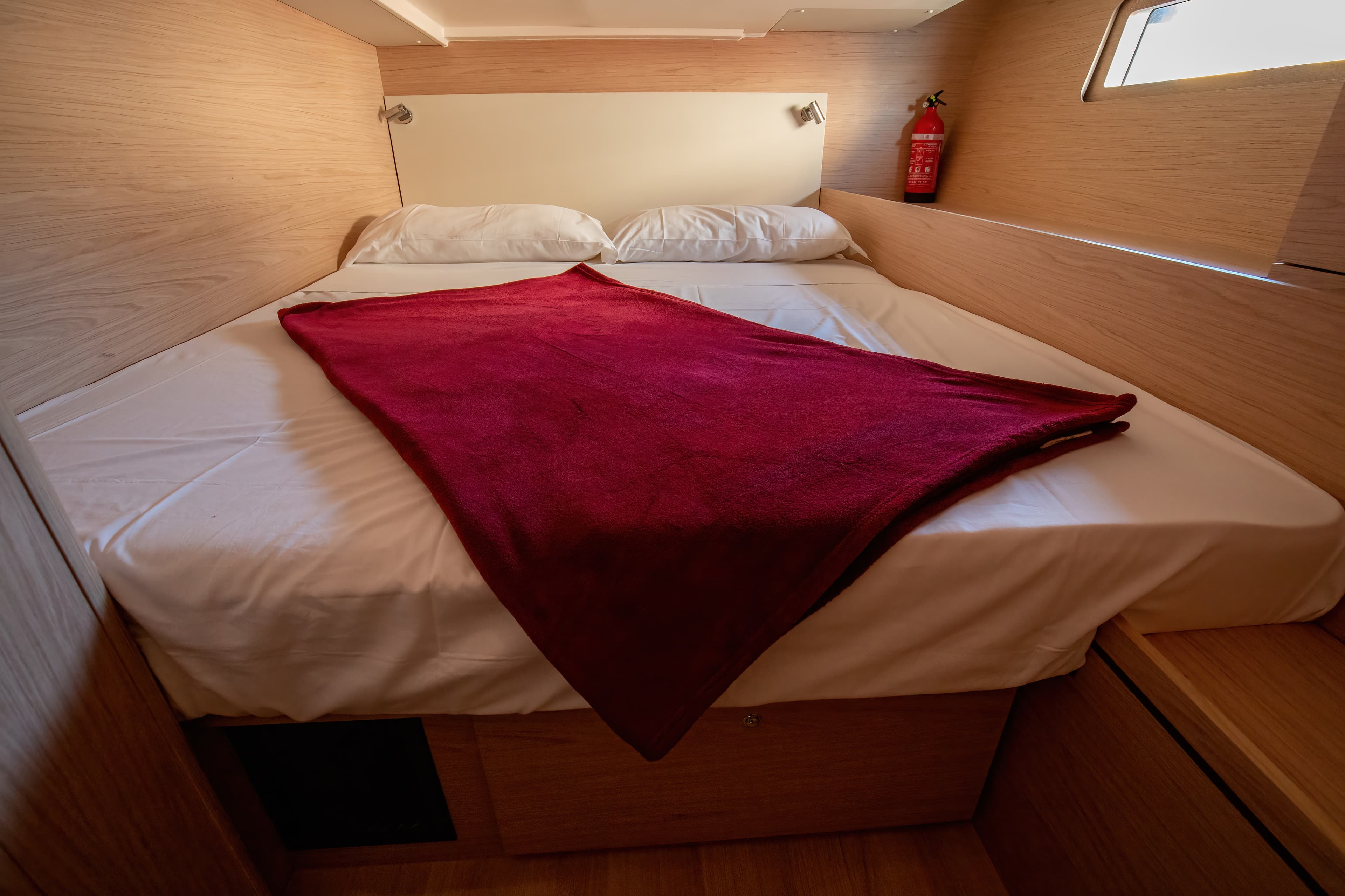 Oceanis 51.1 - photo 4