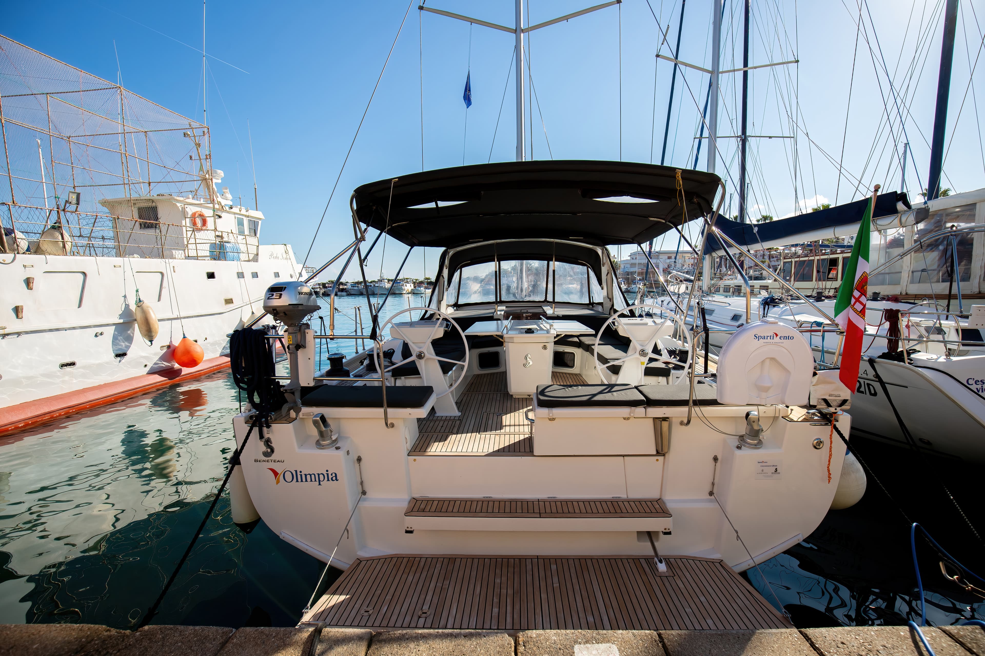 Oceanis 51.1 - photo 15