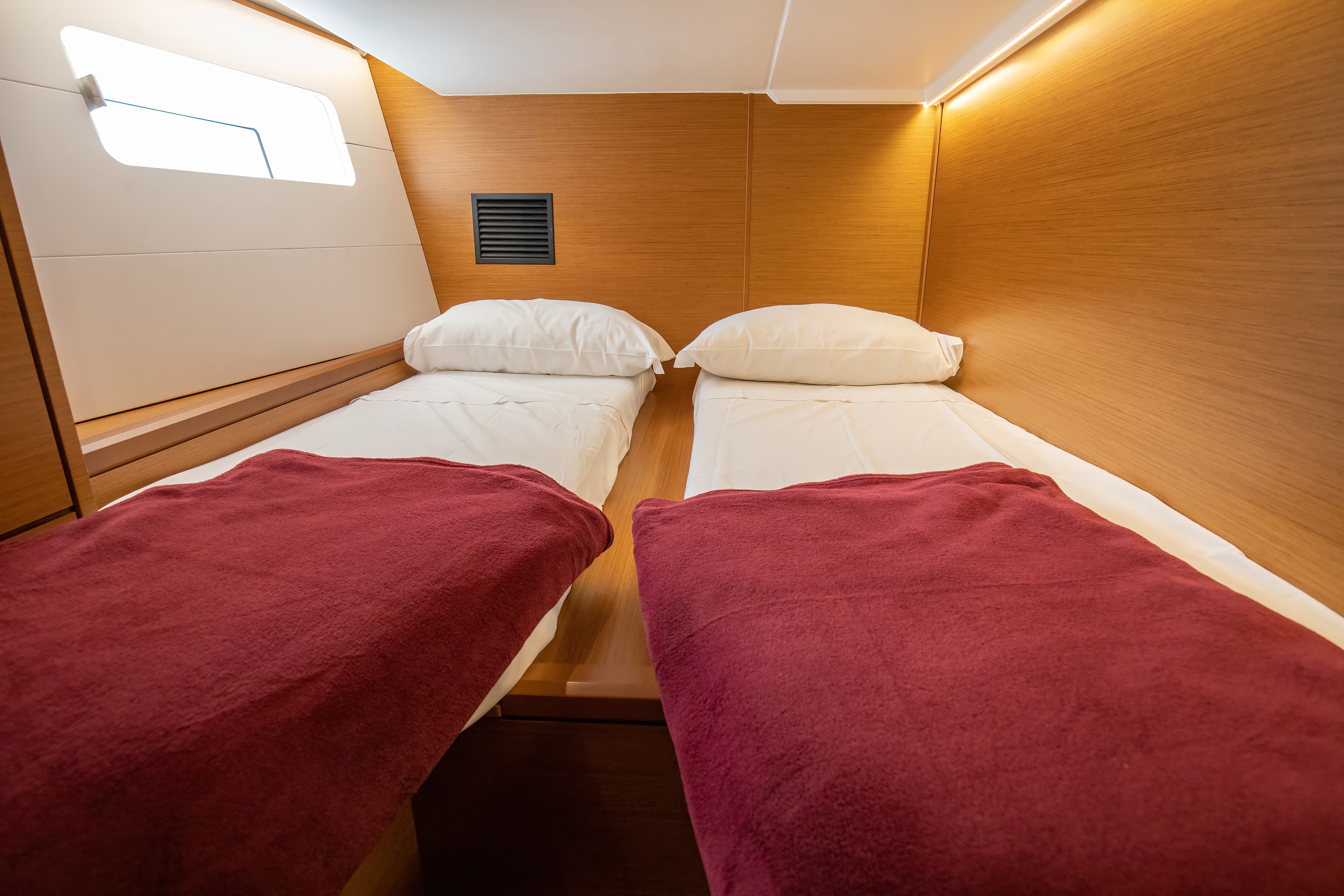 Jeanneau 54 - photo 32