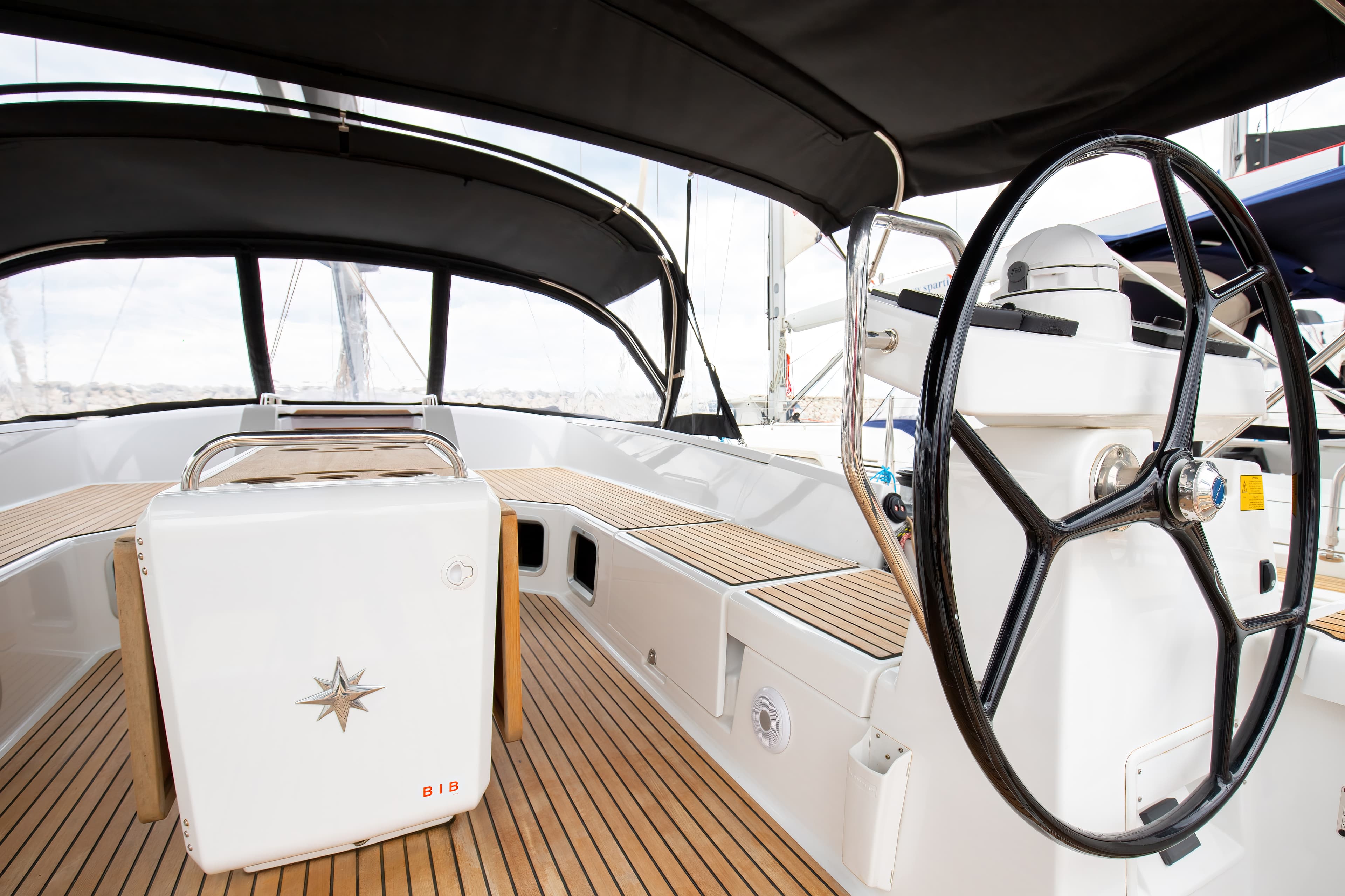 Jeanneau 54 - photo 12