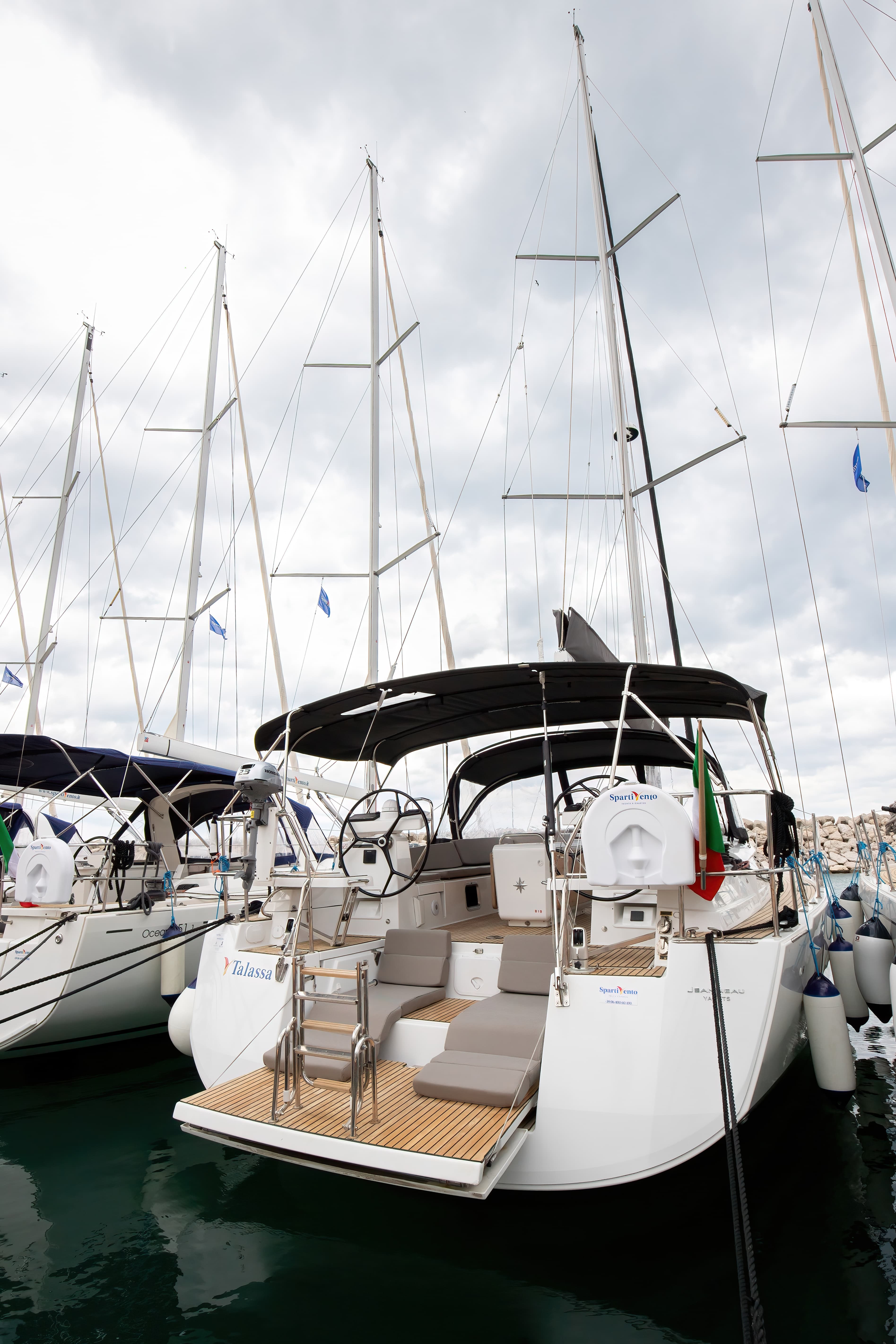 Jeanneau 54 - photo 35