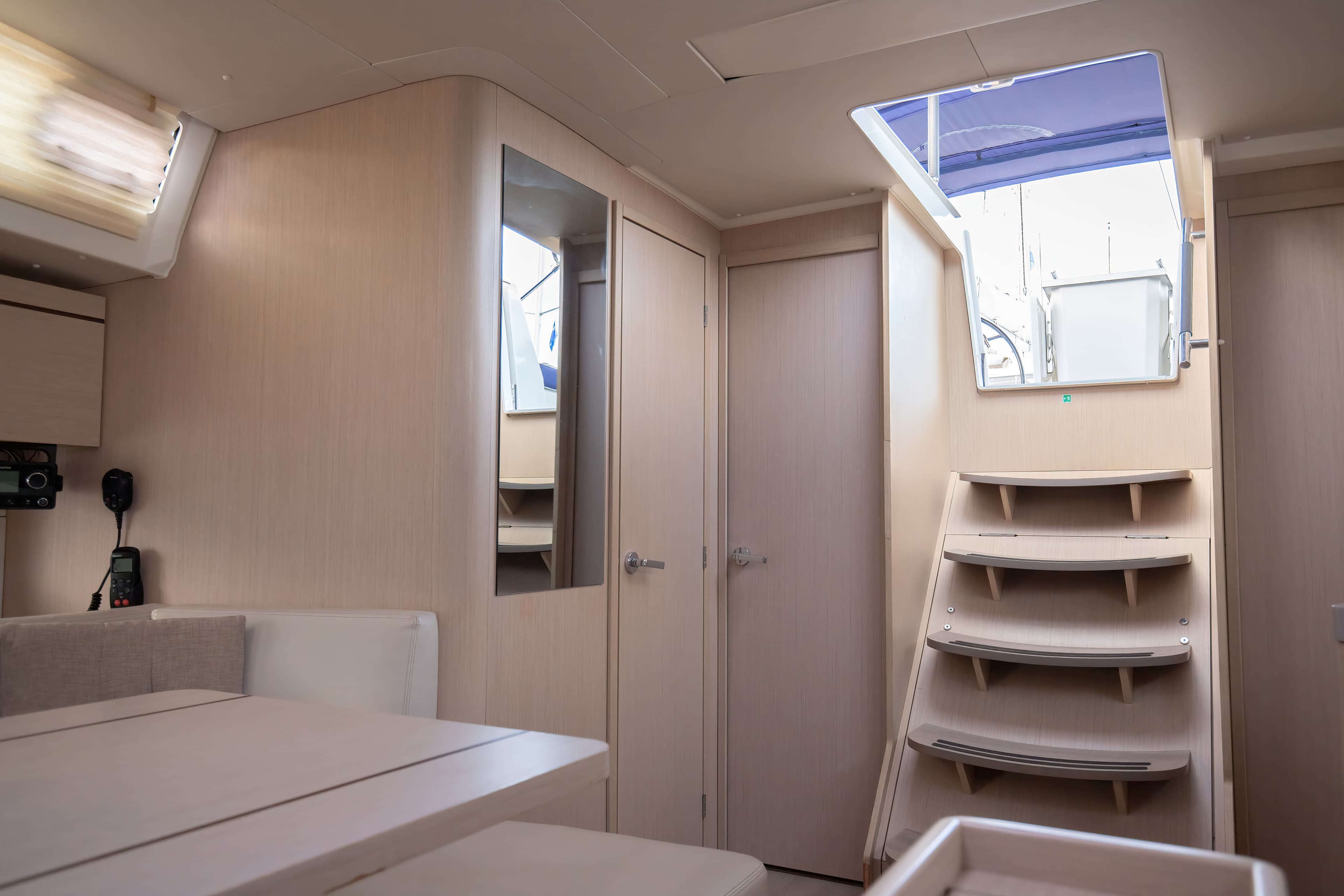 Oceanis 46.1 - photo 21