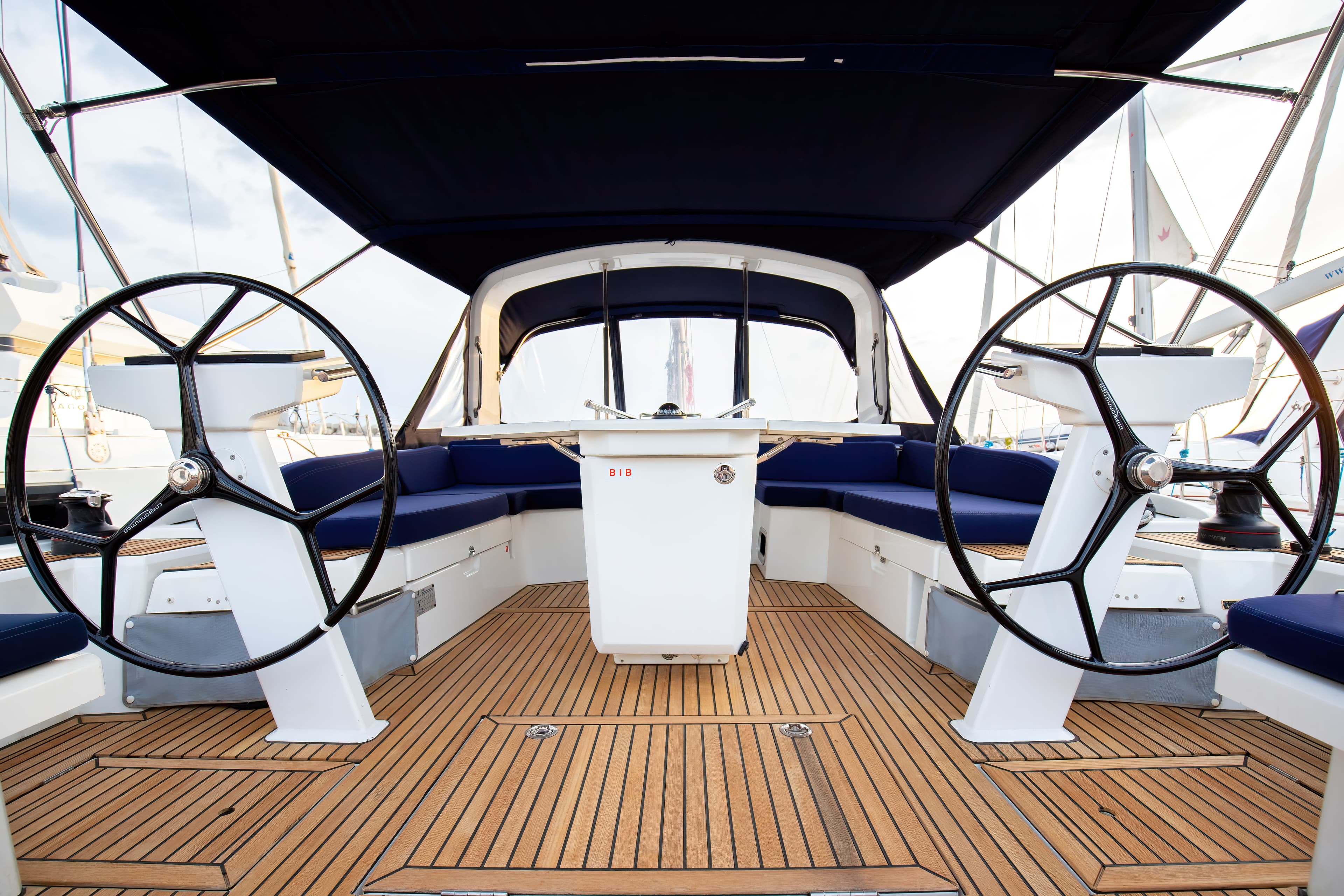 Oceanis 46.1 - photo 14