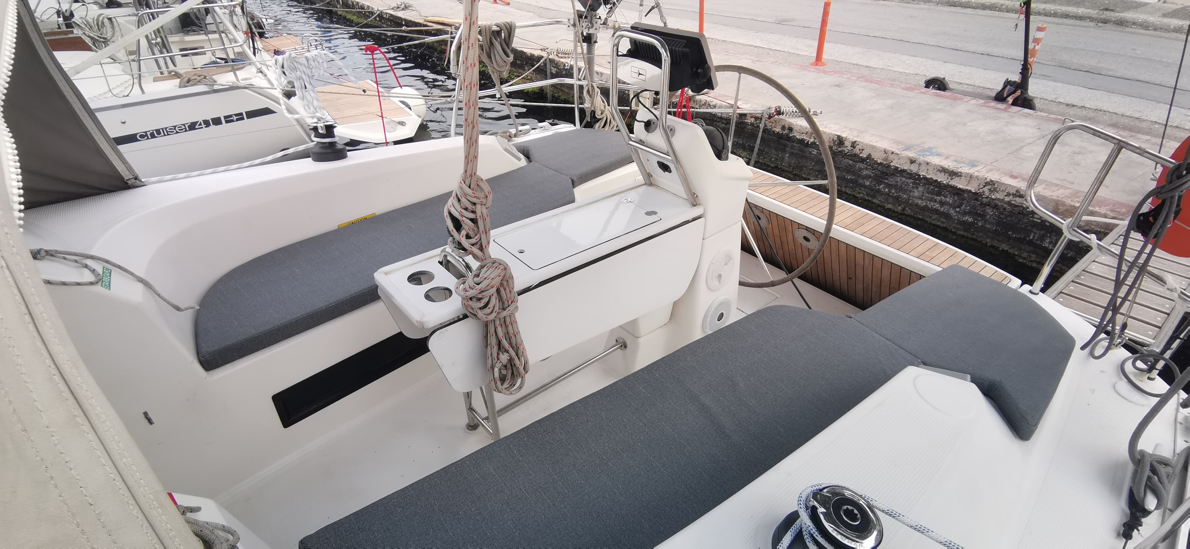 Bavaria Cruiser 33 - photo 7