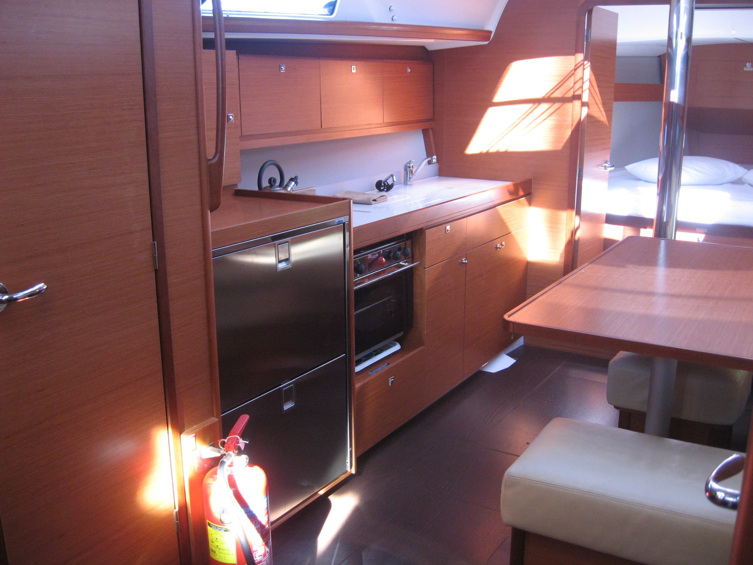 Dufour 382 Grand Large - photo 9