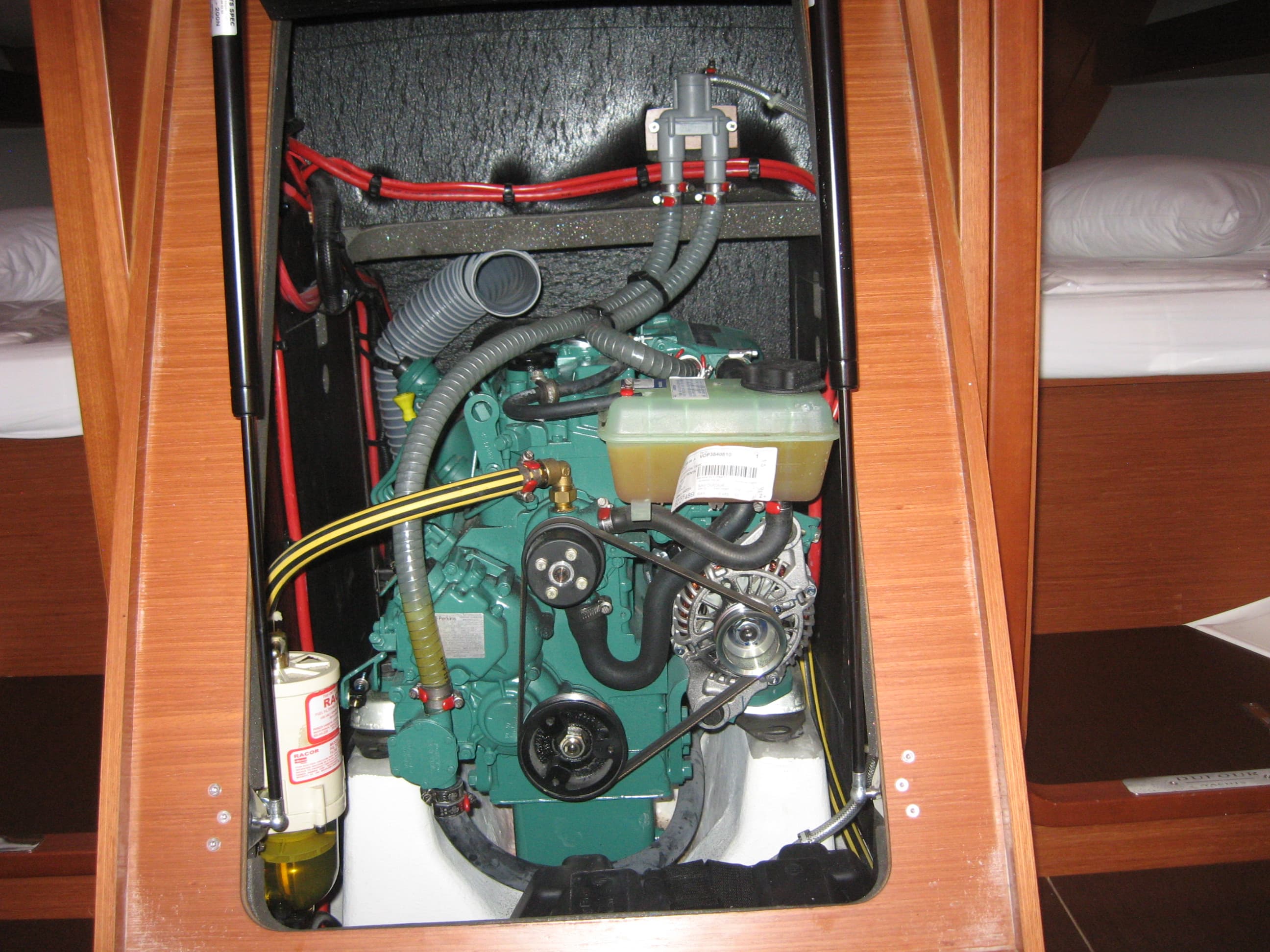 Dufour 382 Grand Large - photo 12