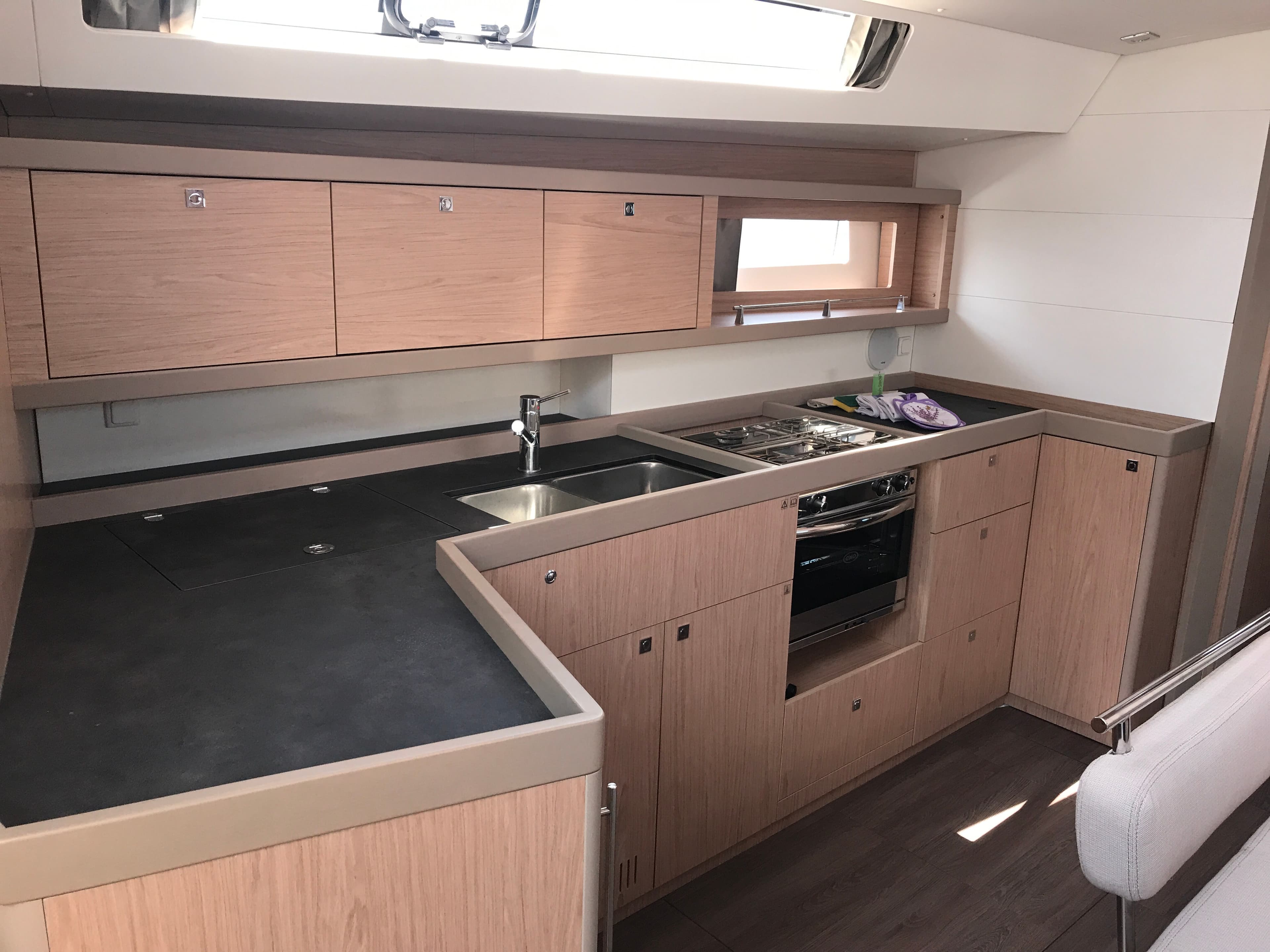 Oceanis 45 - photo 9