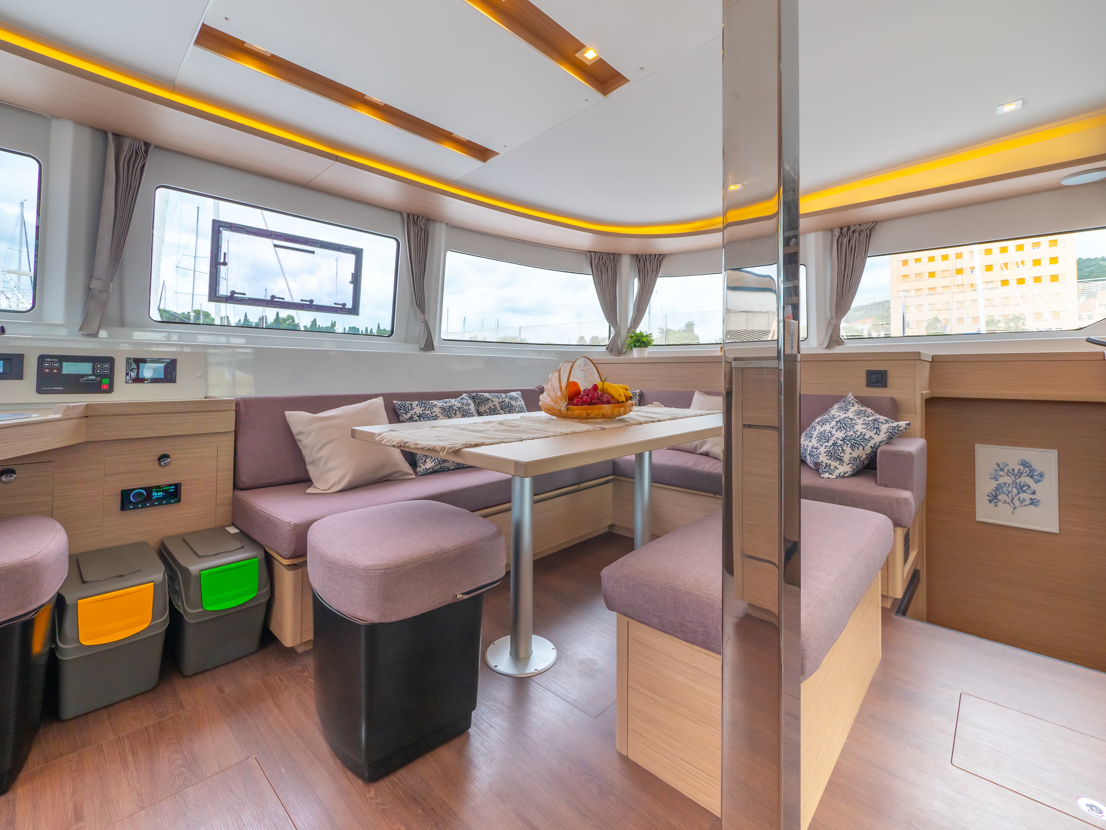 Lagoon 46  - photo 28