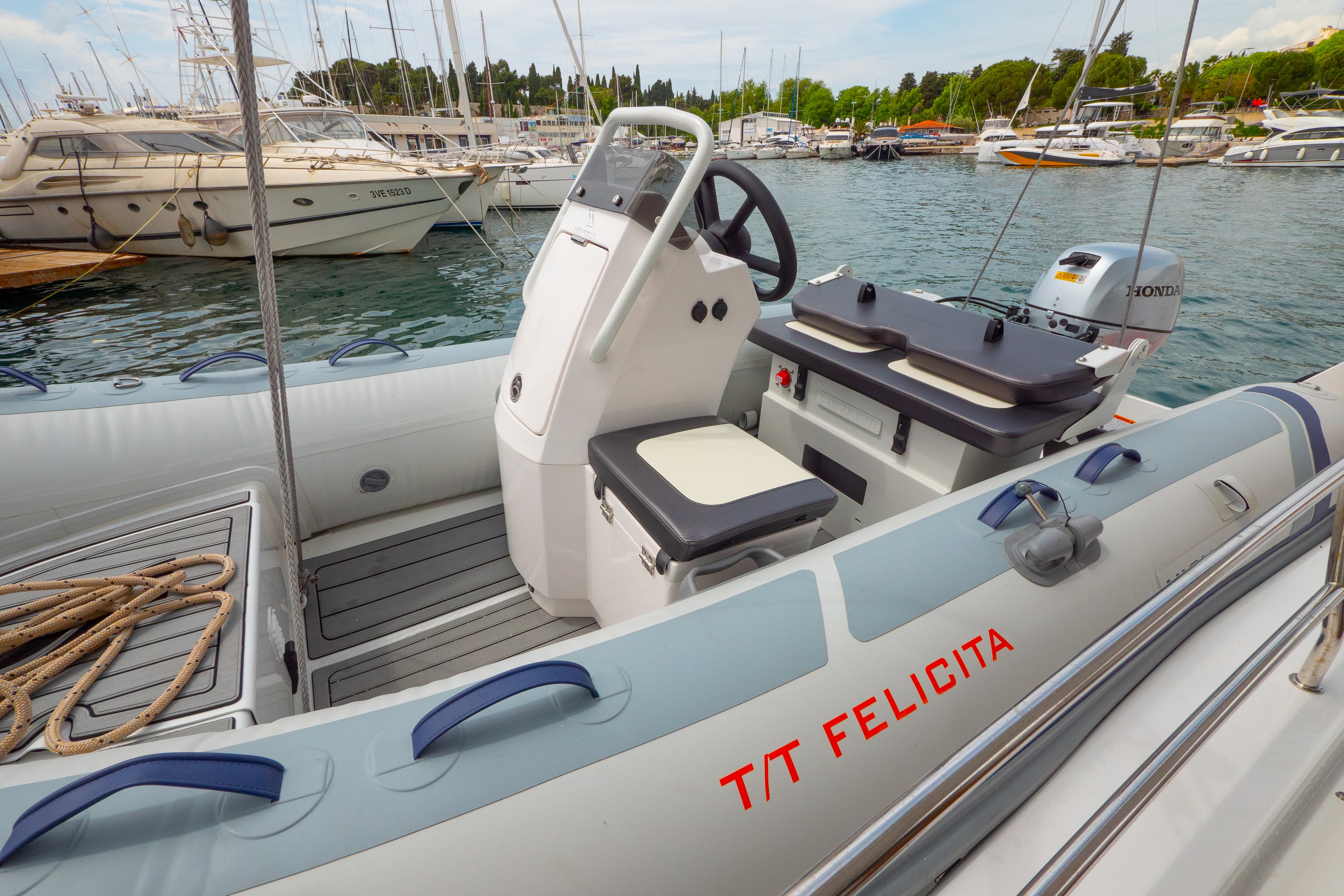 Lagoon 46  - photo 13