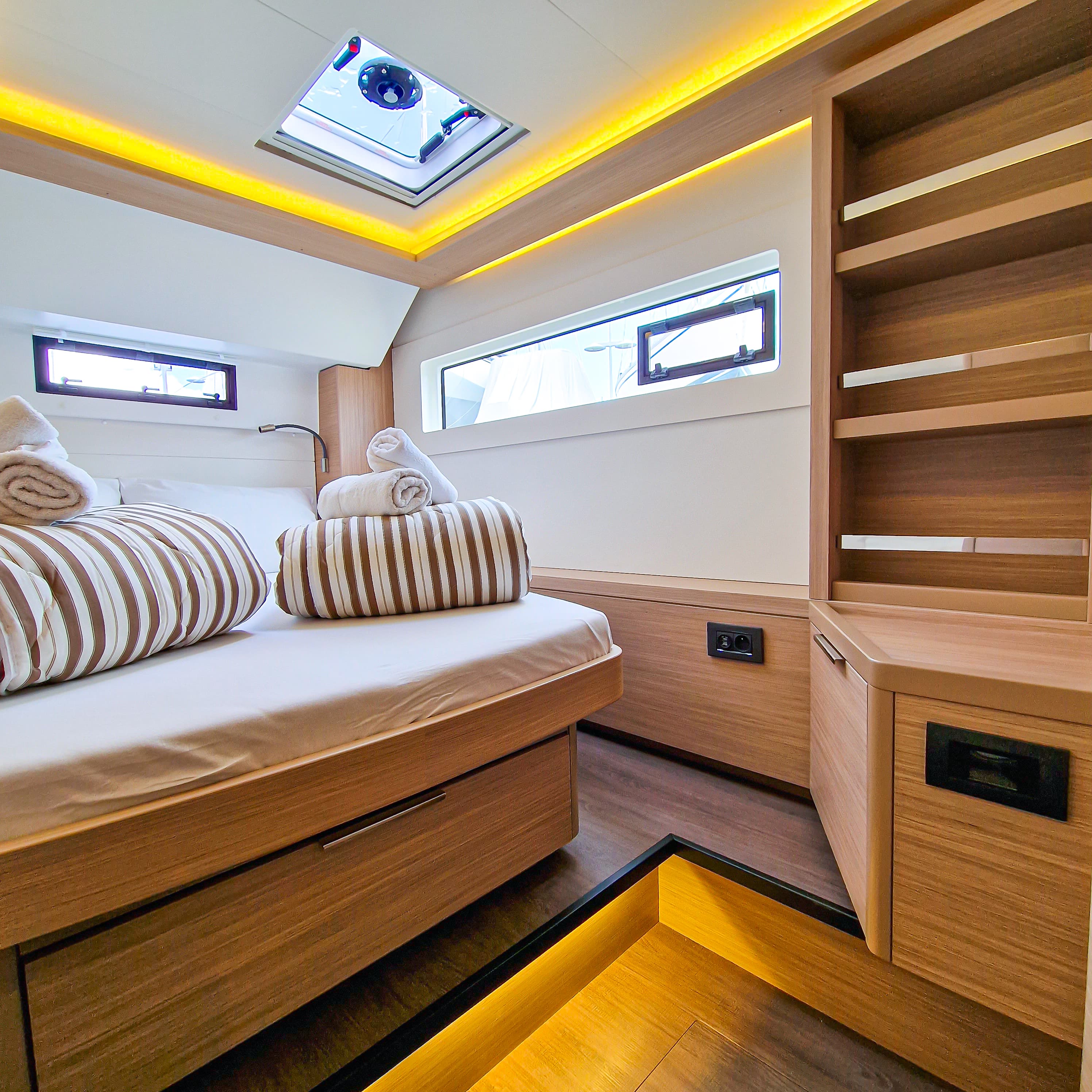 Lagoon 46  - photo 54